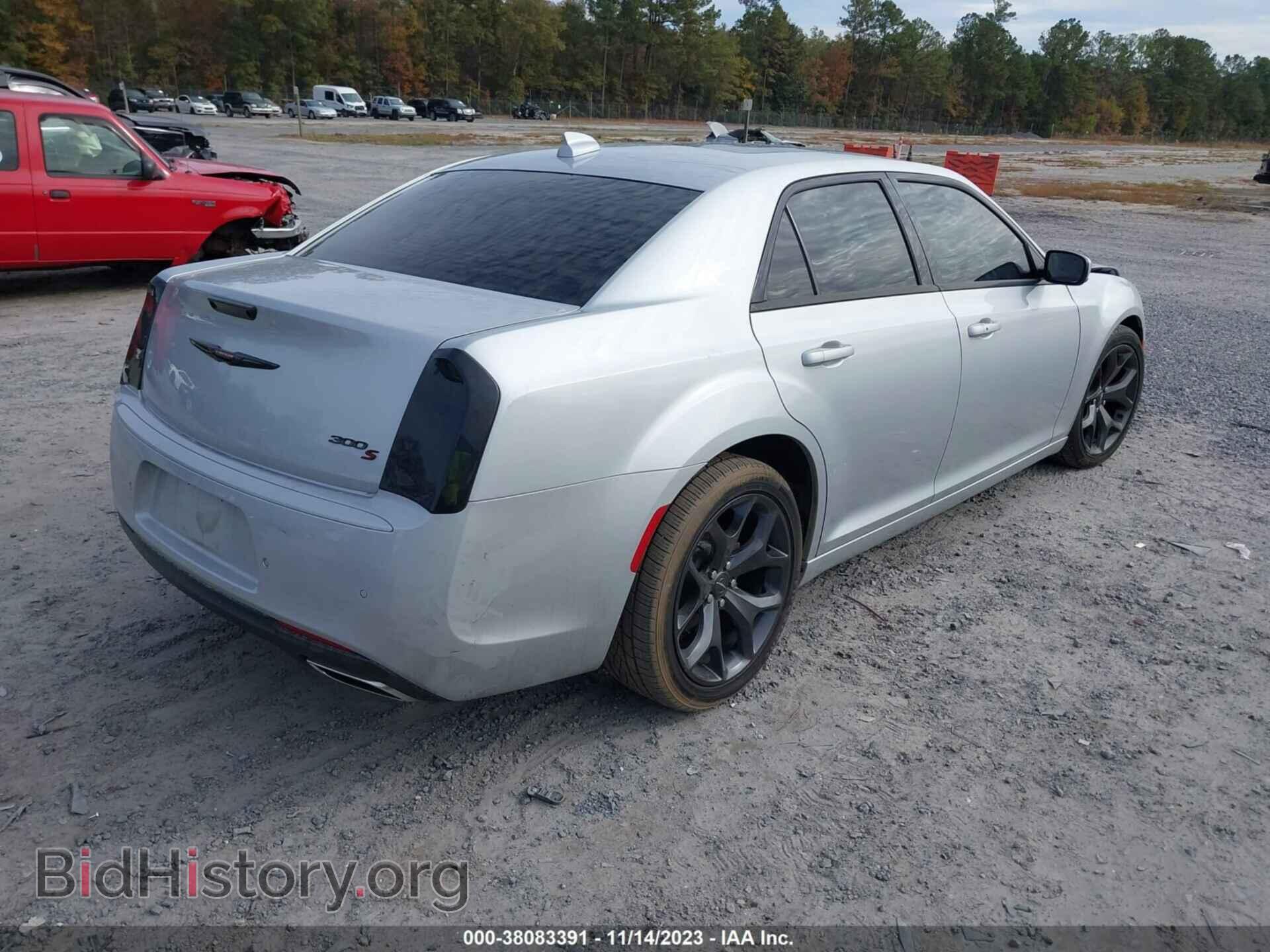 2021 CHRYSLER 300 - VIN: 2C3CCABG5MH541118 - Фото 4