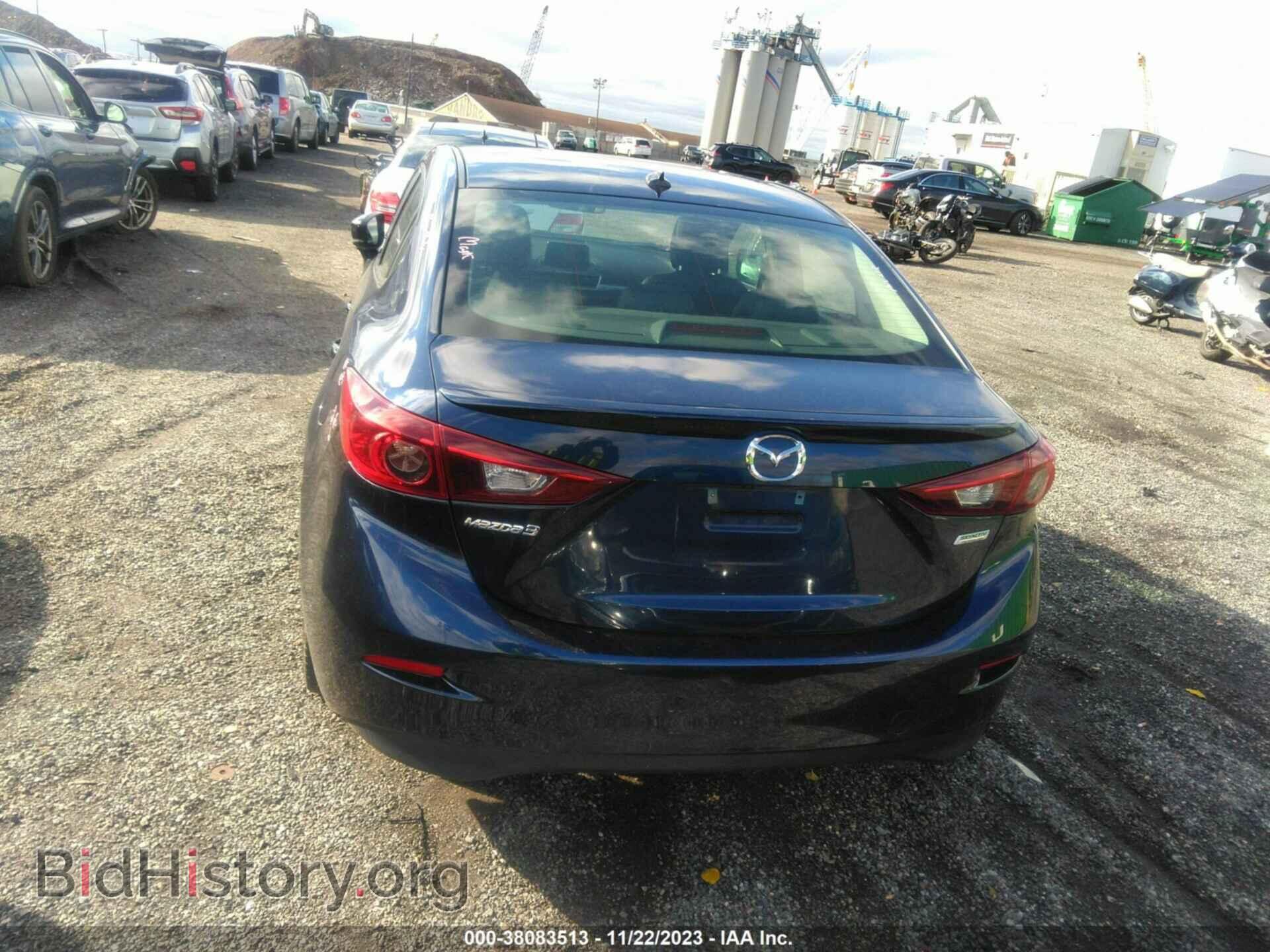 2018 MAZDA MAZDA3 - VIN: 3MZBN1V30JM240938 - Фото 16