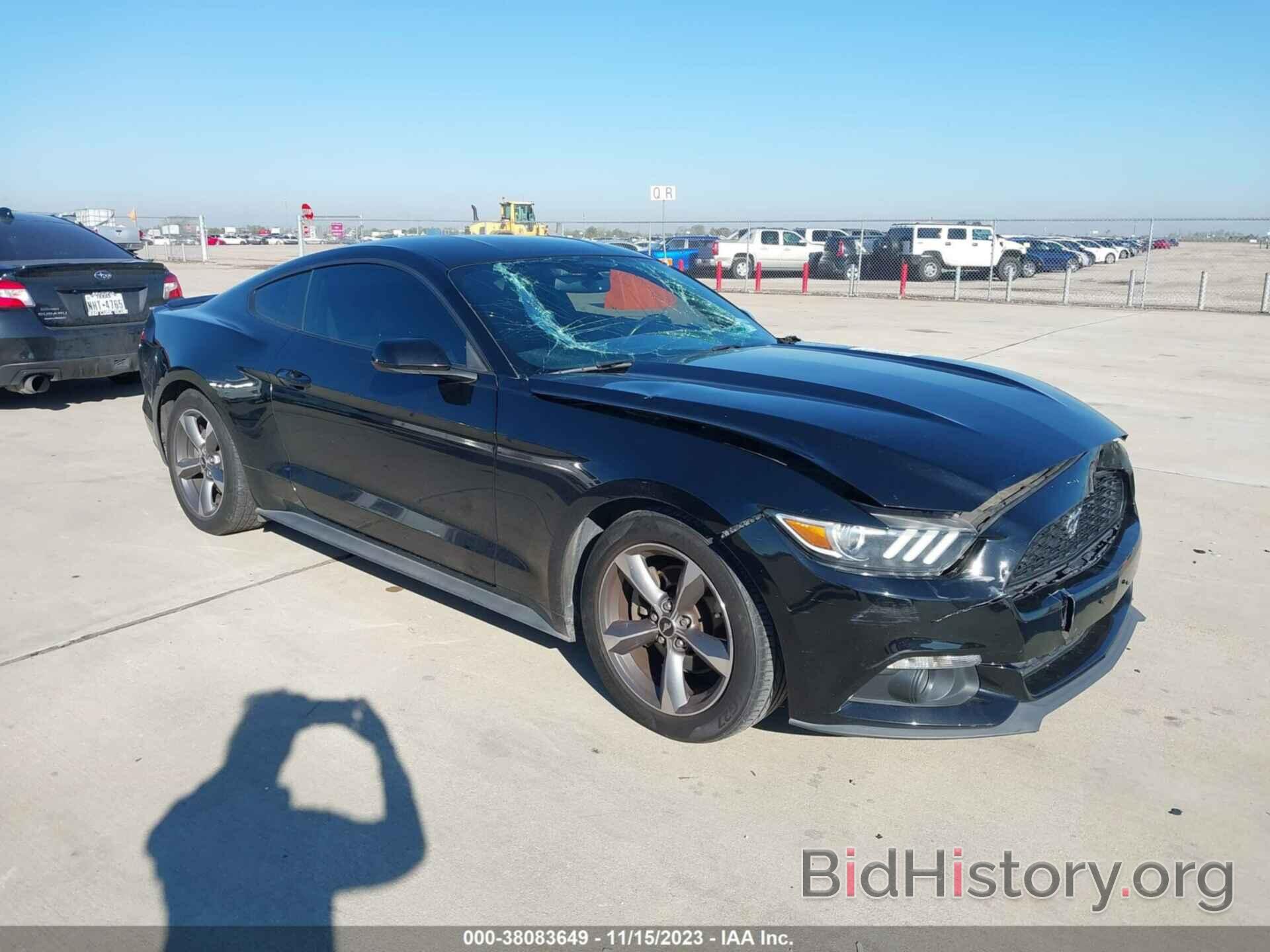 Photo 1FA6P8TH7F5362446 - FORD MUSTANG 2015