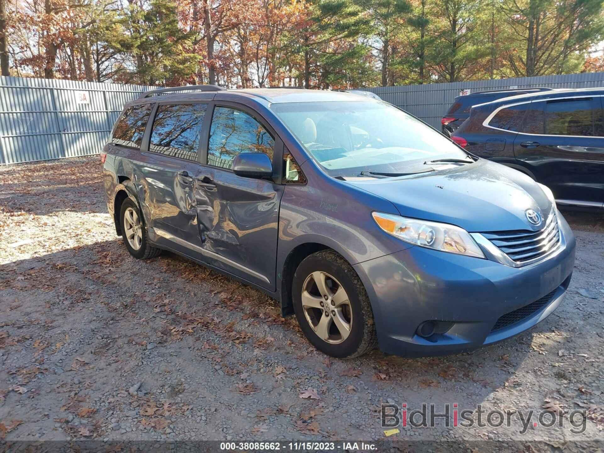 Photo 5TDKK3DC8GS764596 - TOYOTA SIENNA 2016