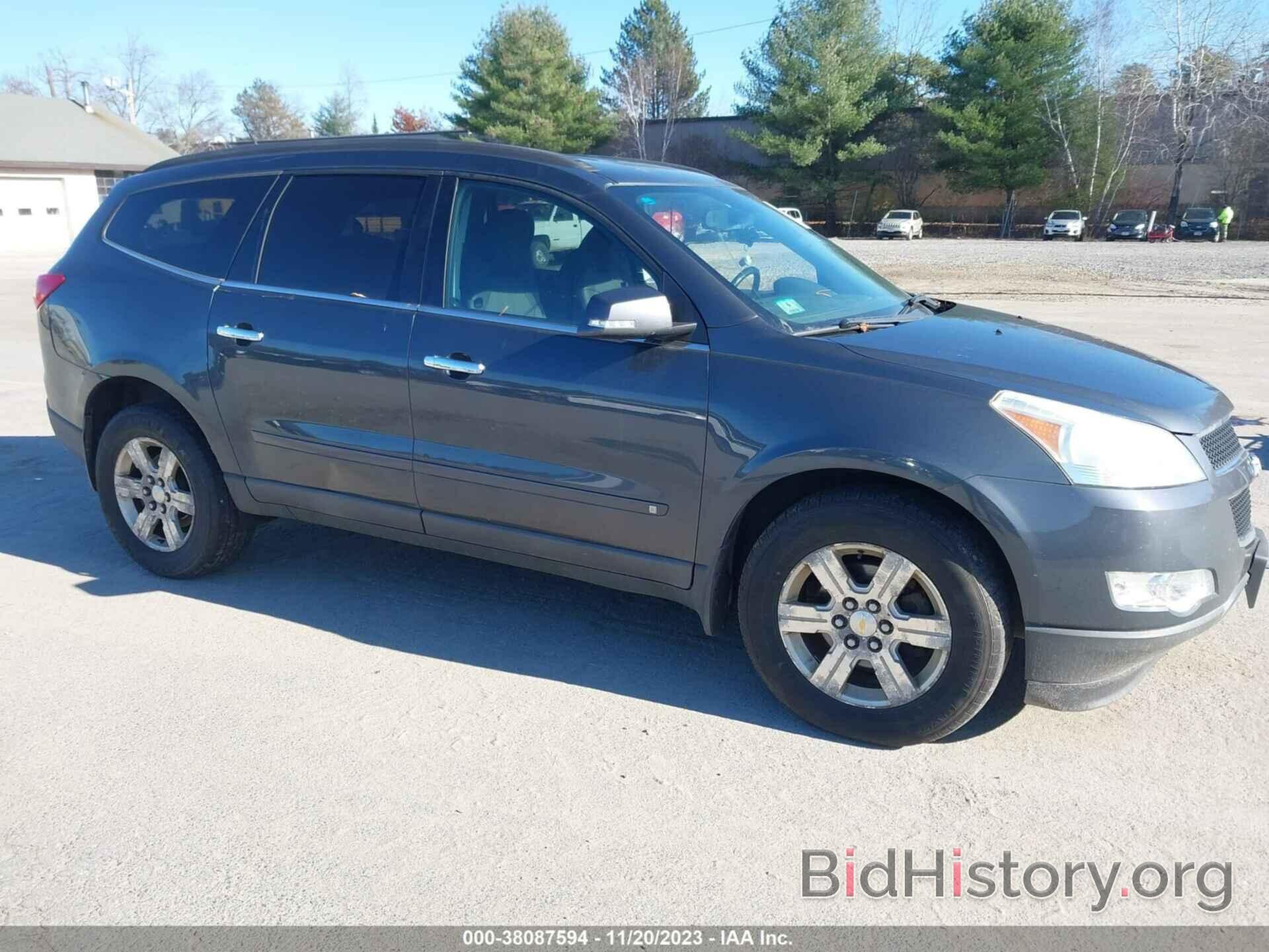 Photo 1GNLVFED7AS108996 - CHEVROLET TRAVERSE 2010