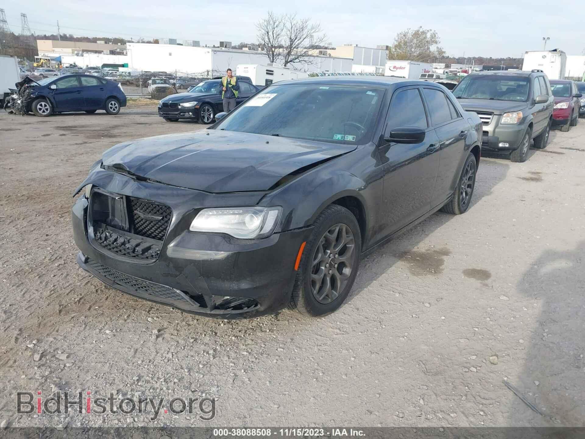 2015 CHRYSLER 300 - VIN: 2C3CCAGG3FH831336 - Photo 2