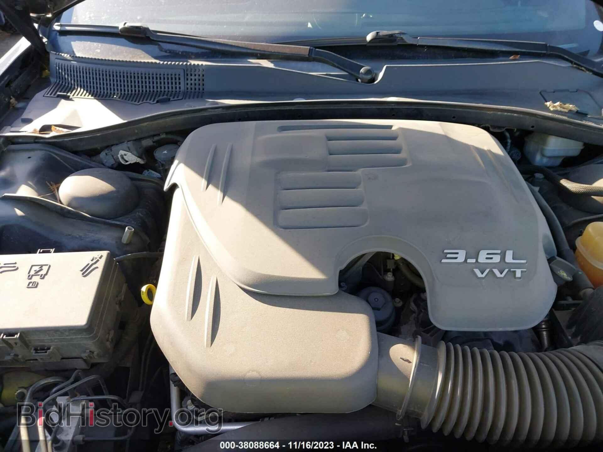 2012 CHRYSLER 300 - VIN: 2C3CCABG2CH182504 - Фото 10