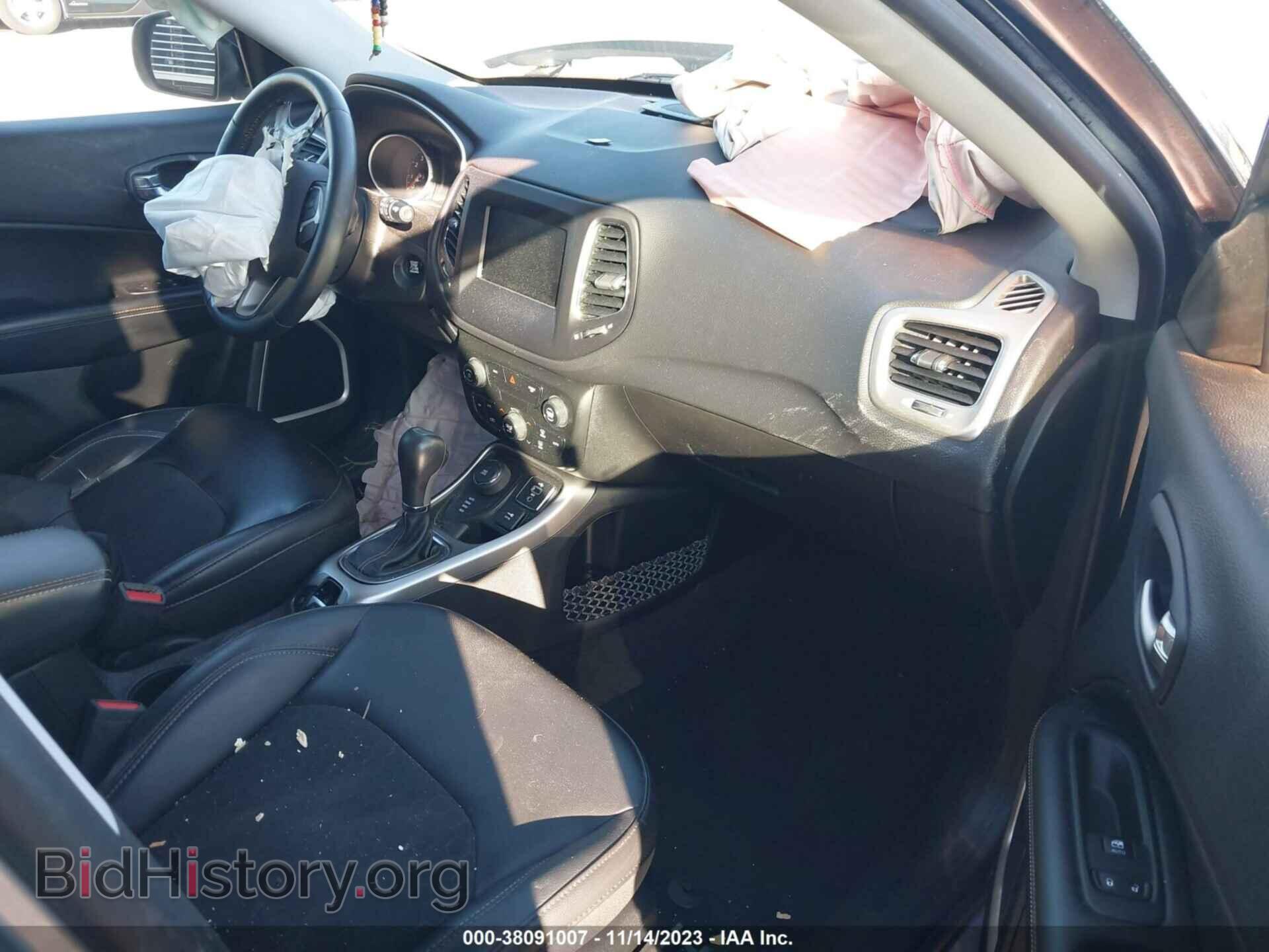 2018 JEEP COMPASS - VIN: 3C4NJDBB6JT282870 - Фото 5