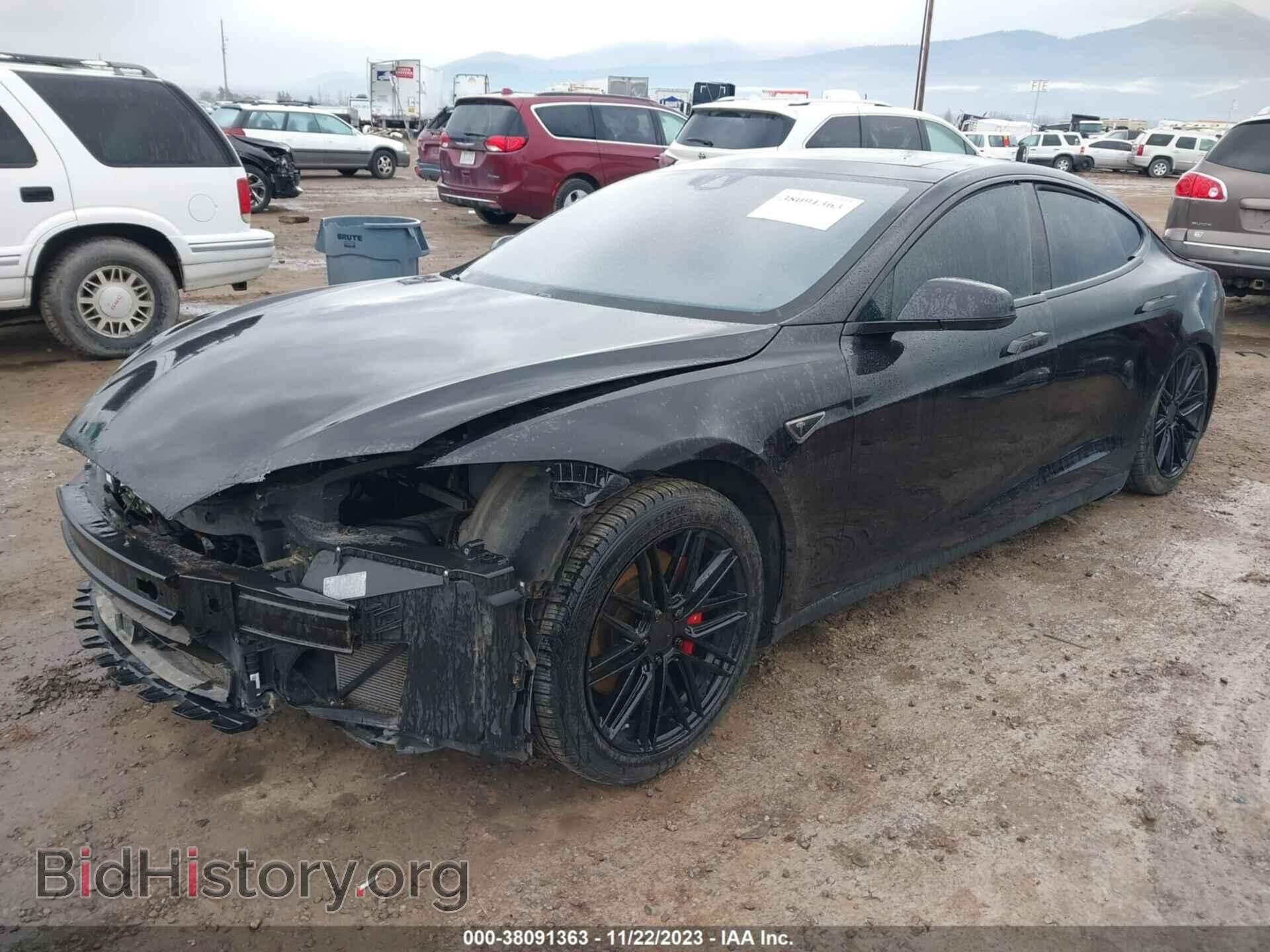 2015 TESLA MODEL S - VIN: 5YJSA1E42FF111537 - Photo 2