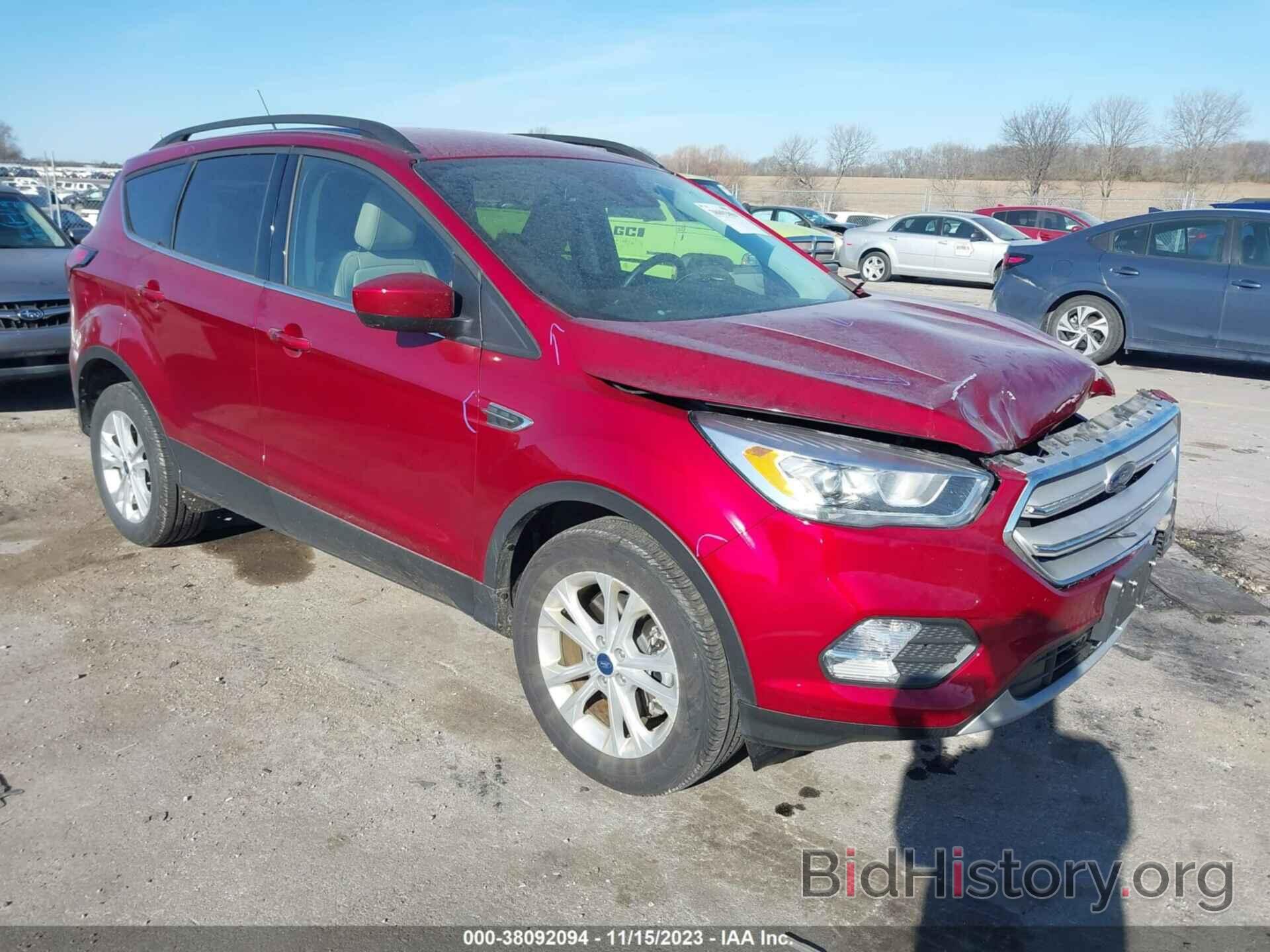 Фотография 1FMCU9HD3KUB02932 - FORD ESCAPE 2019