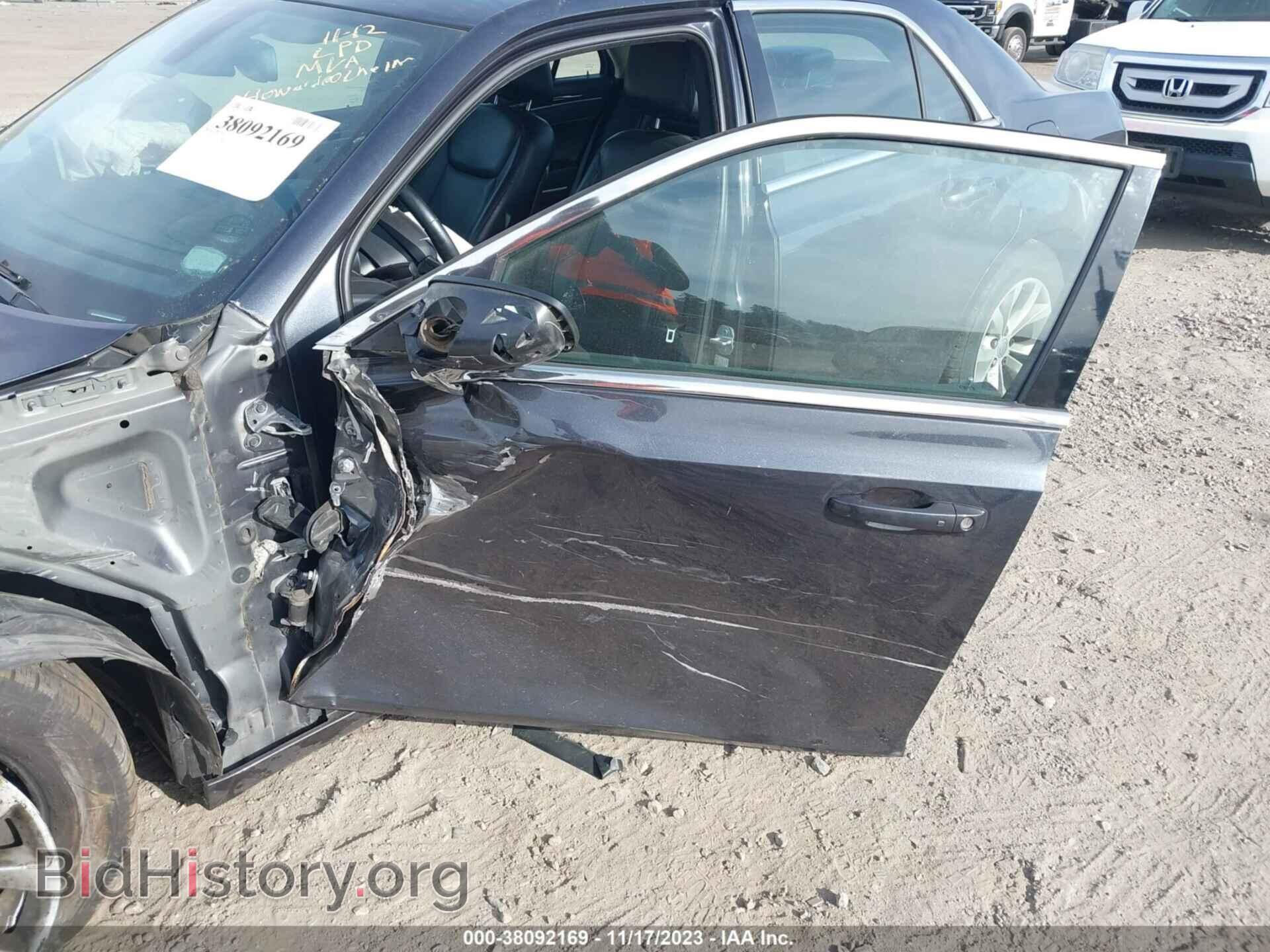 2015 CHRYSLER 300 - VIN: 2C3CCAAG1FH803186 - Фото 12