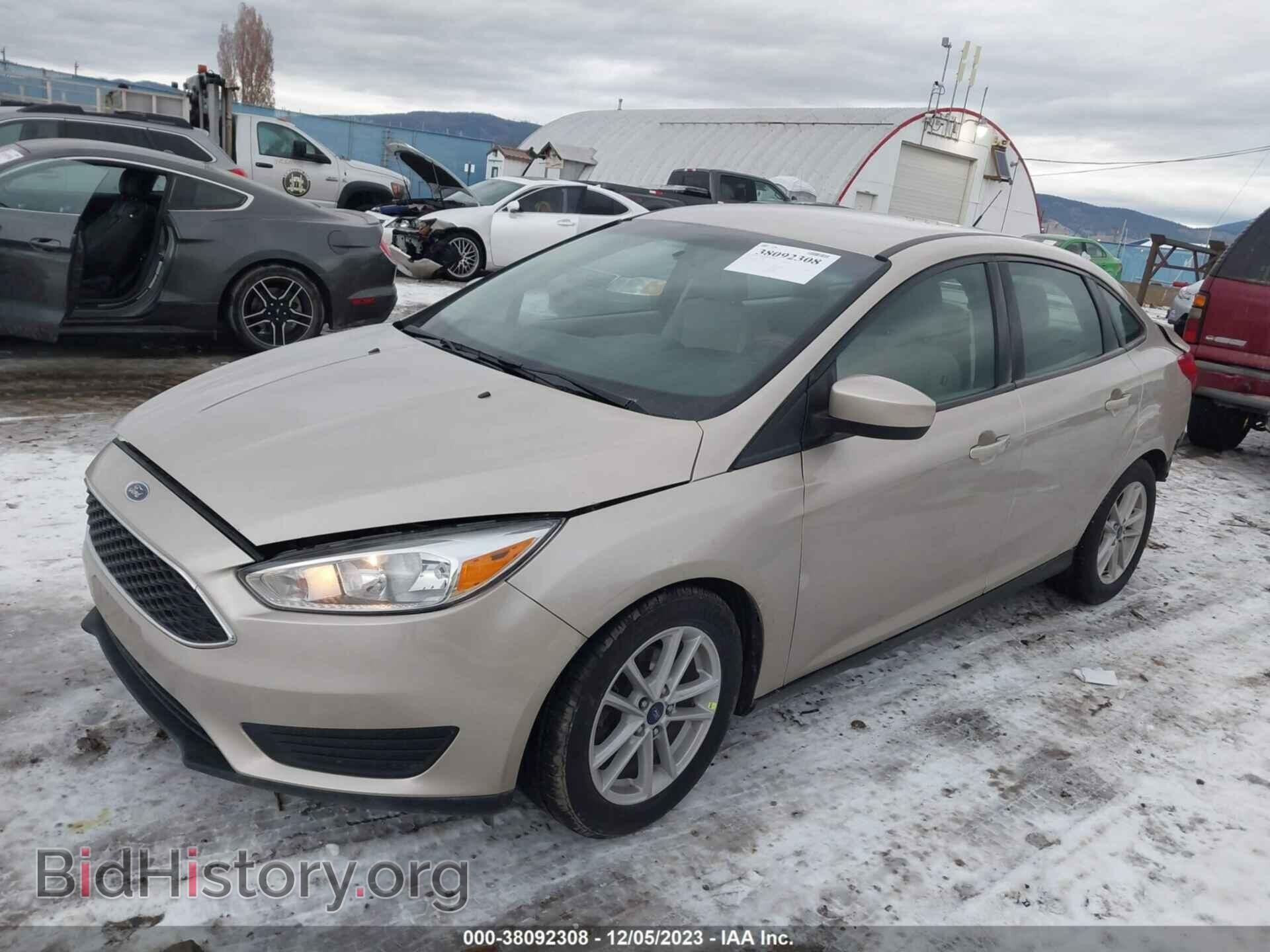 2018 FORD FOCUS - VIN: 1FADP3F23JL279831 - Фото 2