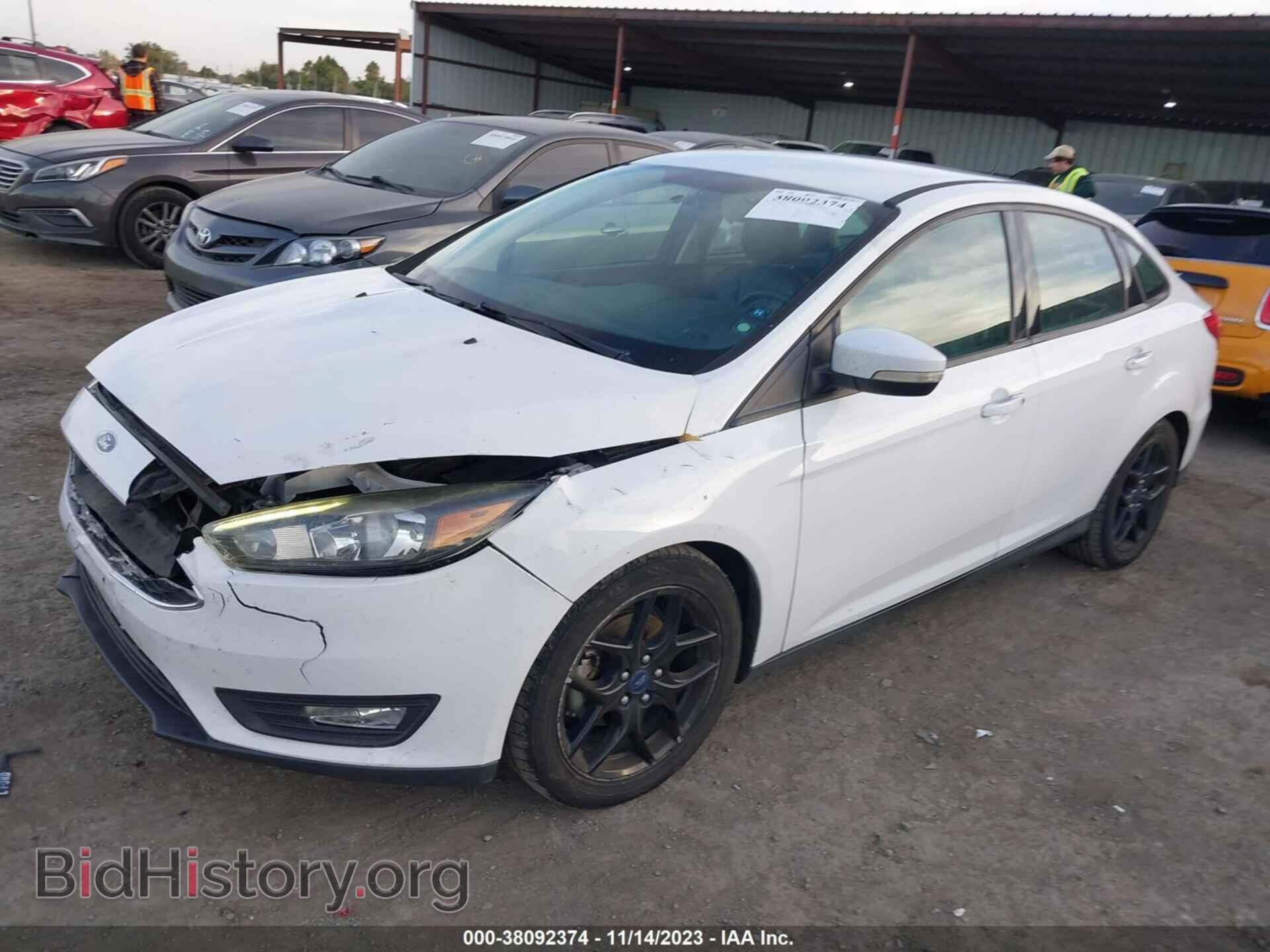 2016 FORD FOCUS - VIN: 1FADP3F23GL363446 - Фото 2