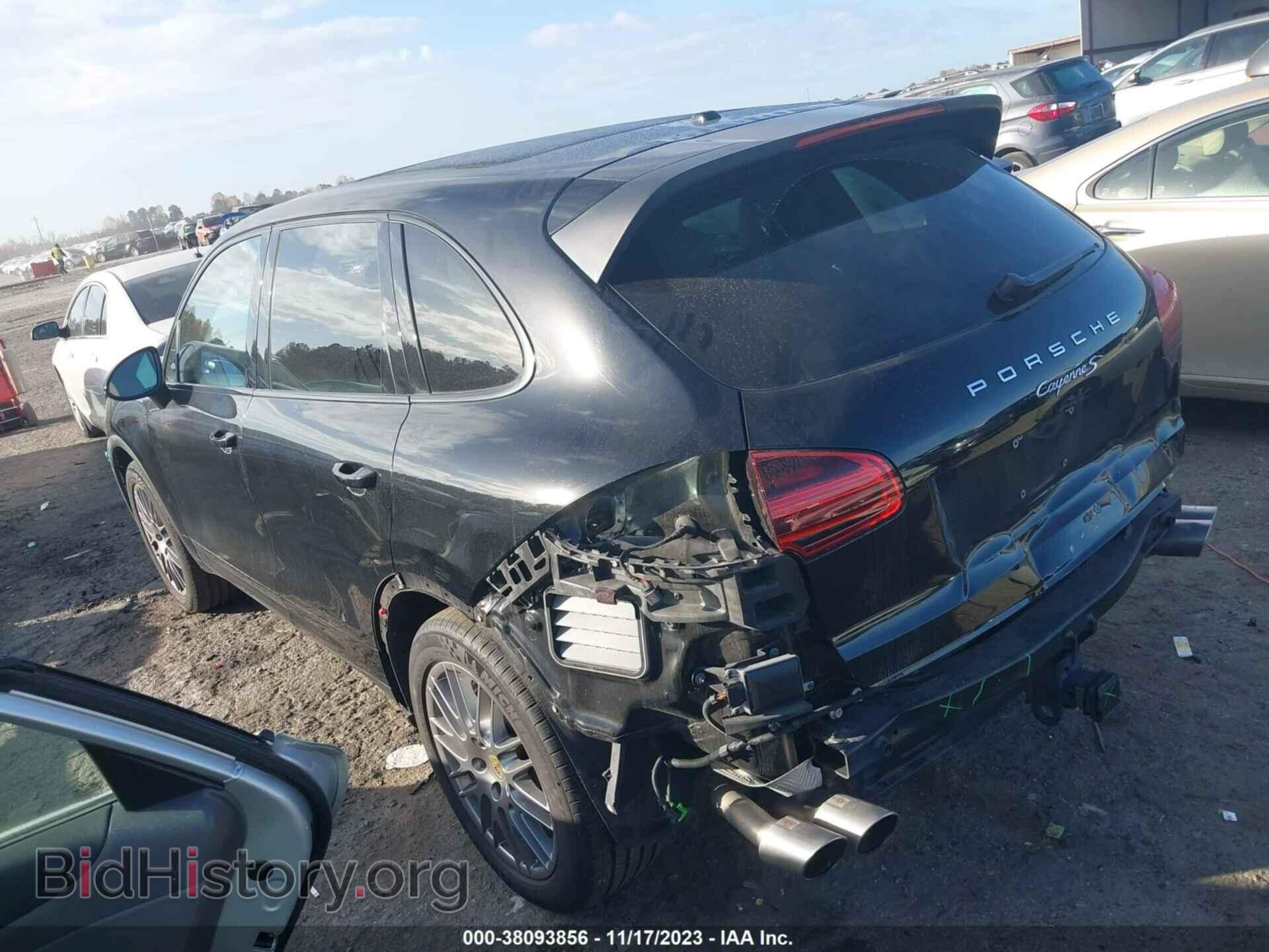 2017 PORSCHE CAYENNE - VIN: WP1AB2A26HLA50145 - Фото 3