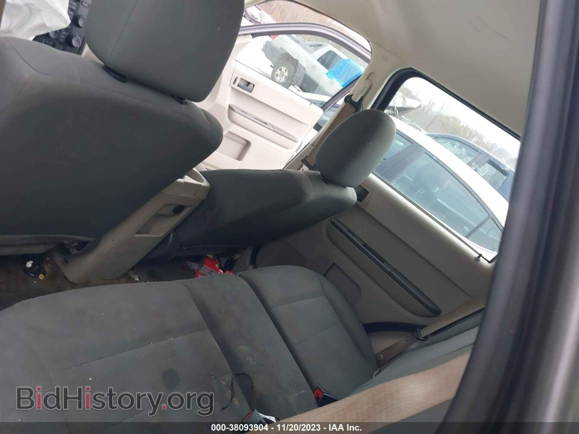 2012 FORD ESCAPE - VIN: 1FMCU0C71CKC59692 - Фото 8