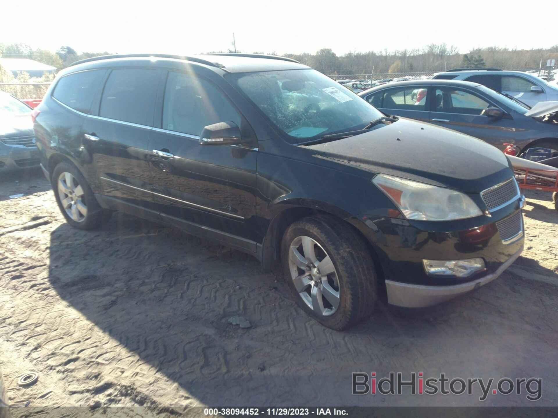 Photo 1GNLRHEDXAJ232766 - CHEVROLET TRAVERSE 2010