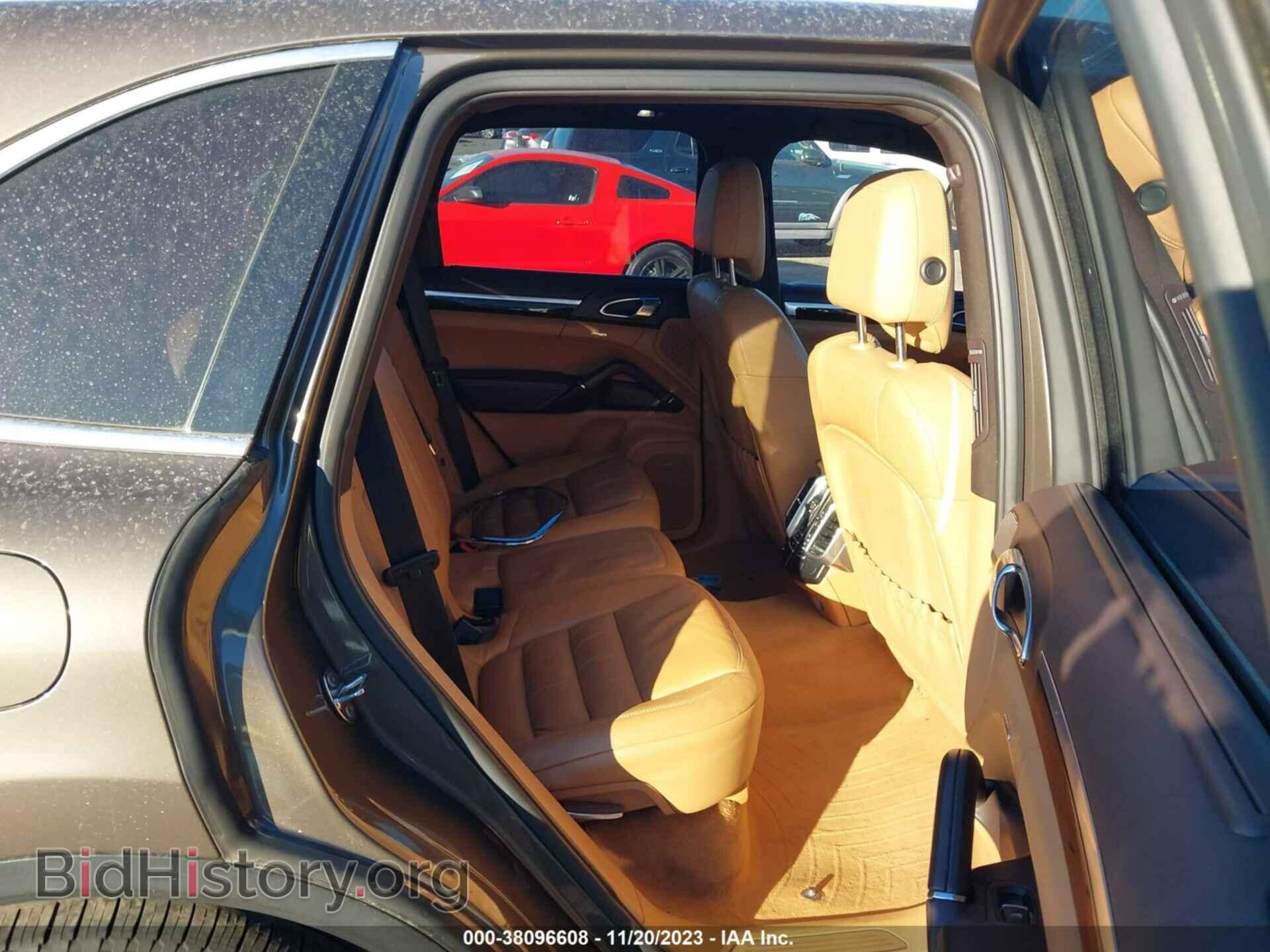 2012 PORSCHE CAYENNE - VIN: WP1AA2A22CLA05330 - Фото 8
