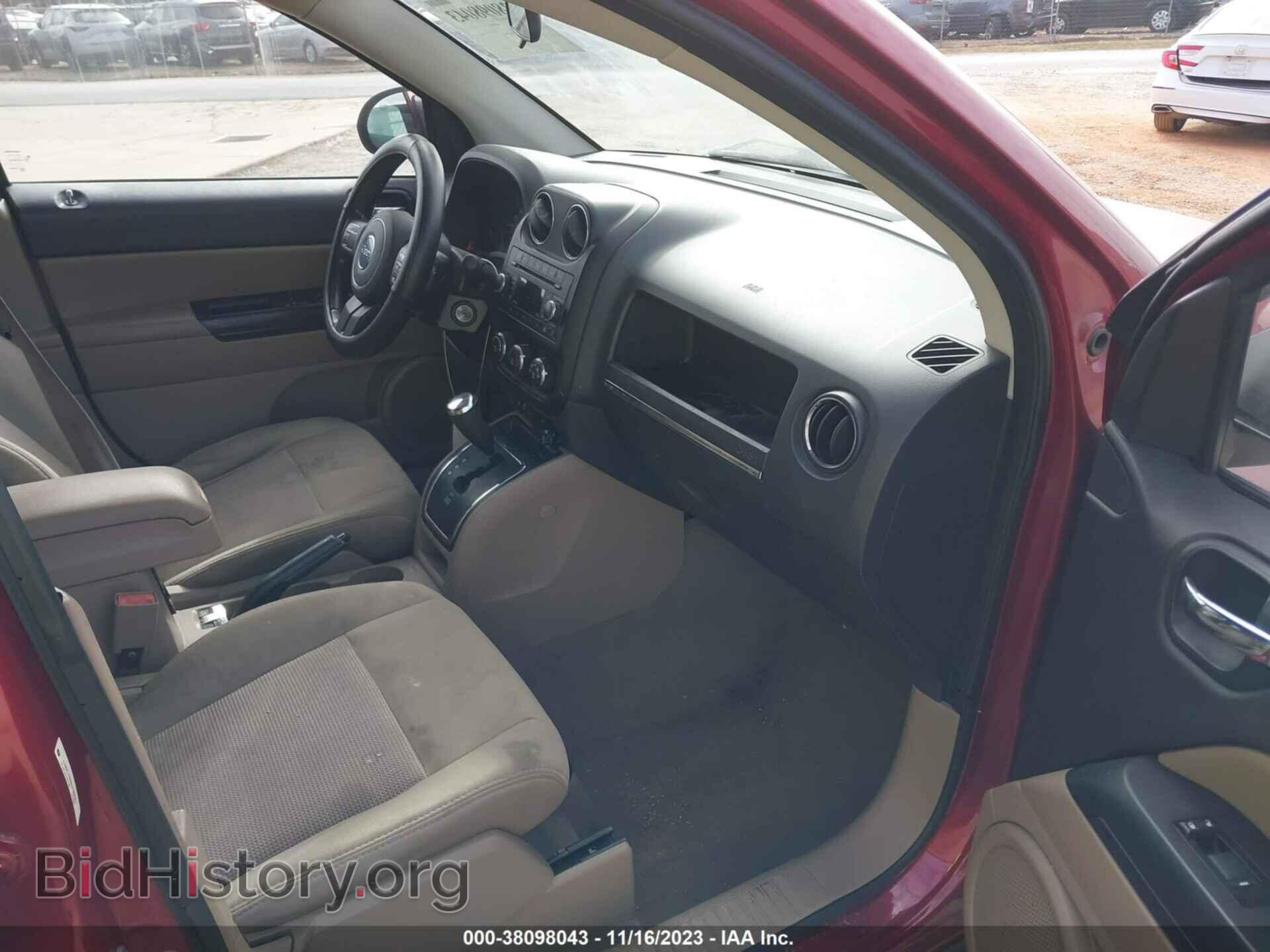 2011 JEEP COMPASS - VIN: 1J4NF1FB6BD135850 - Фото 5