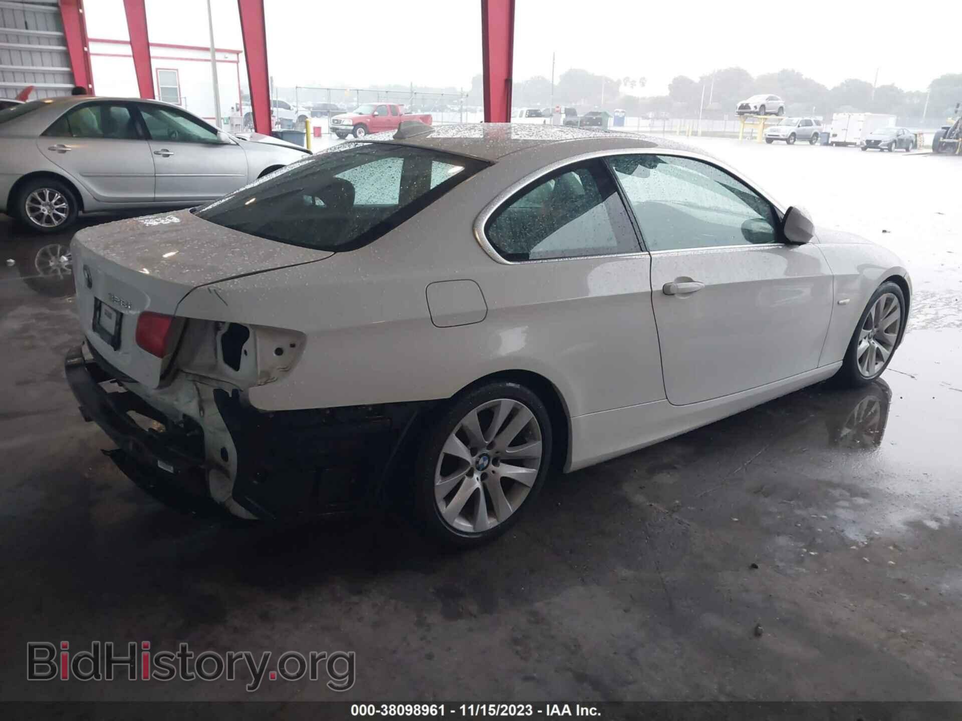 2011 BMW 328I - VIN: WBAKE3C57BE559048 - Фото 4