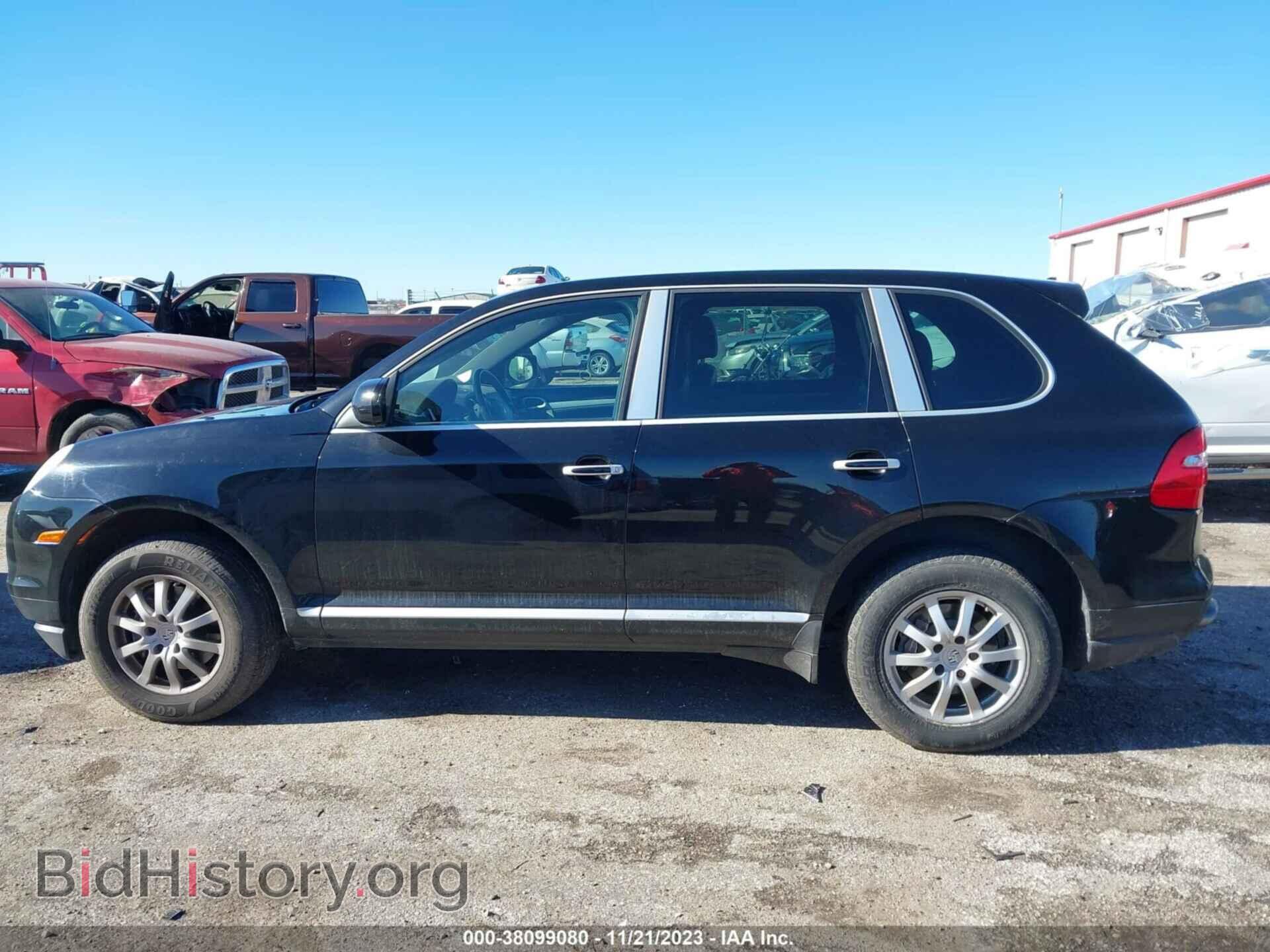 2010 PORSCHE CAYENNE - VIN: WP1AA2AP8ALA09570 - Фото 14