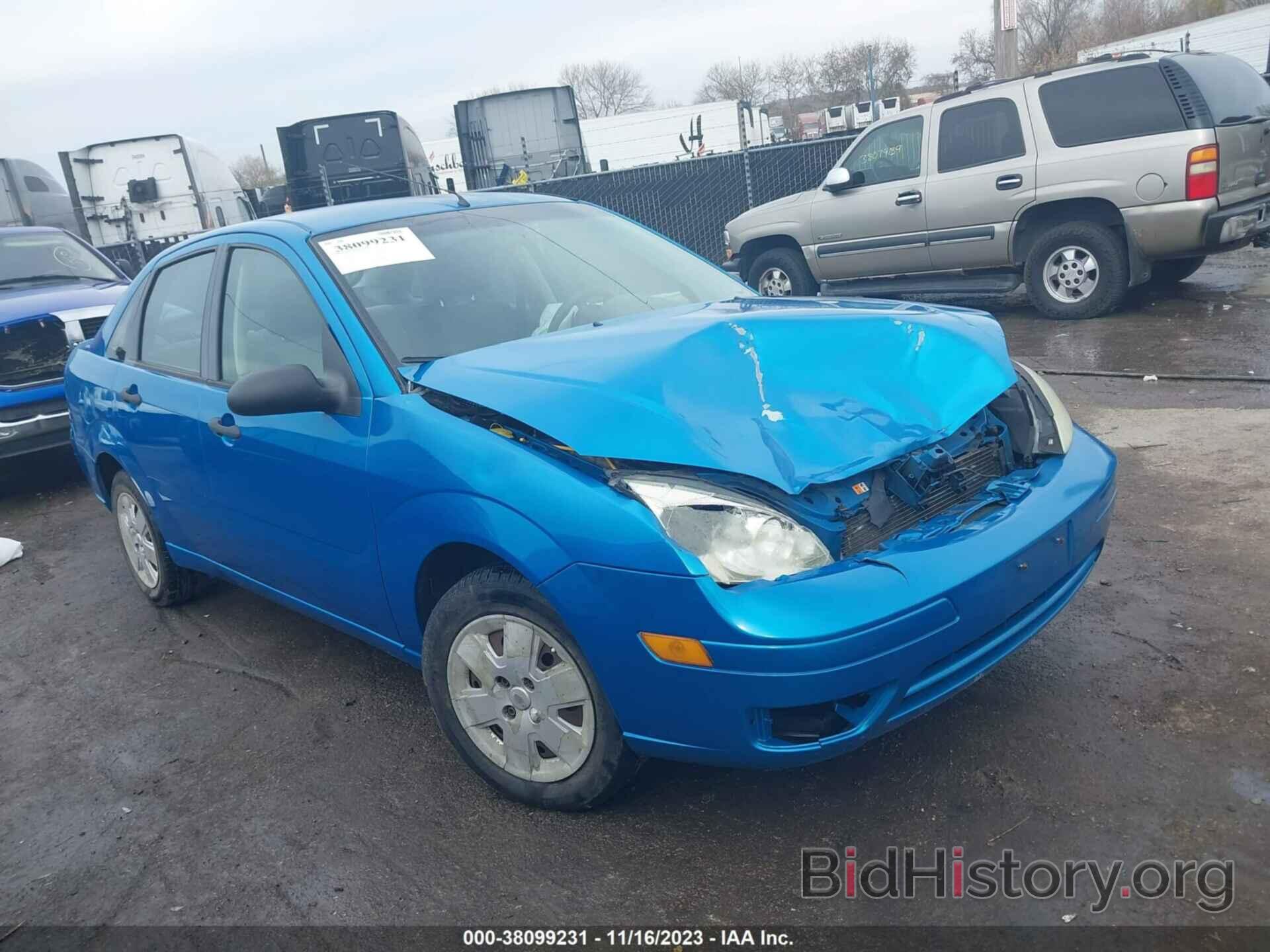 Photo 1FAFP34N67W230345 - FORD FOCUS 2007