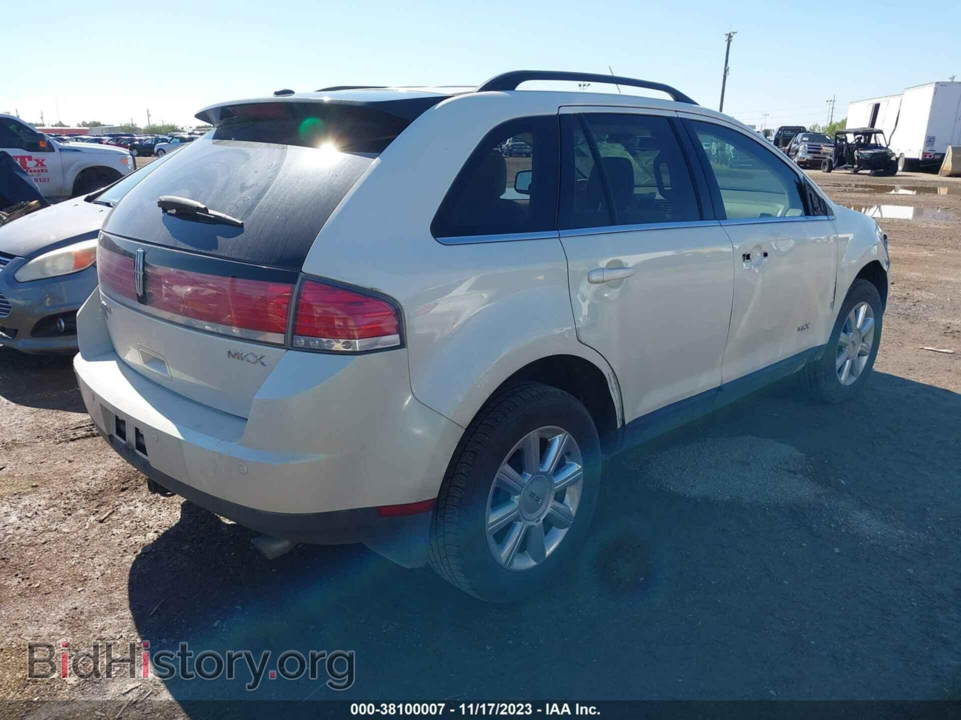 2007 LINCOLN MKX - VIN: 2LMDU68C47BJ08069 - Photo 4