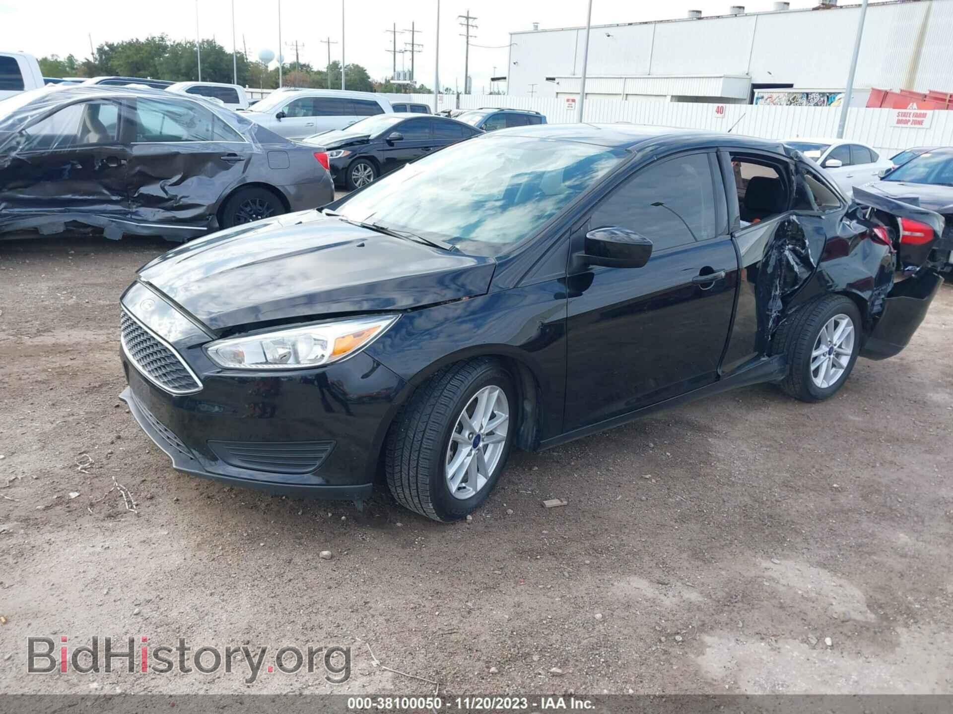 2018 FORD FOCUS - VIN: 1FADP3F26JL246404 - Фото 2