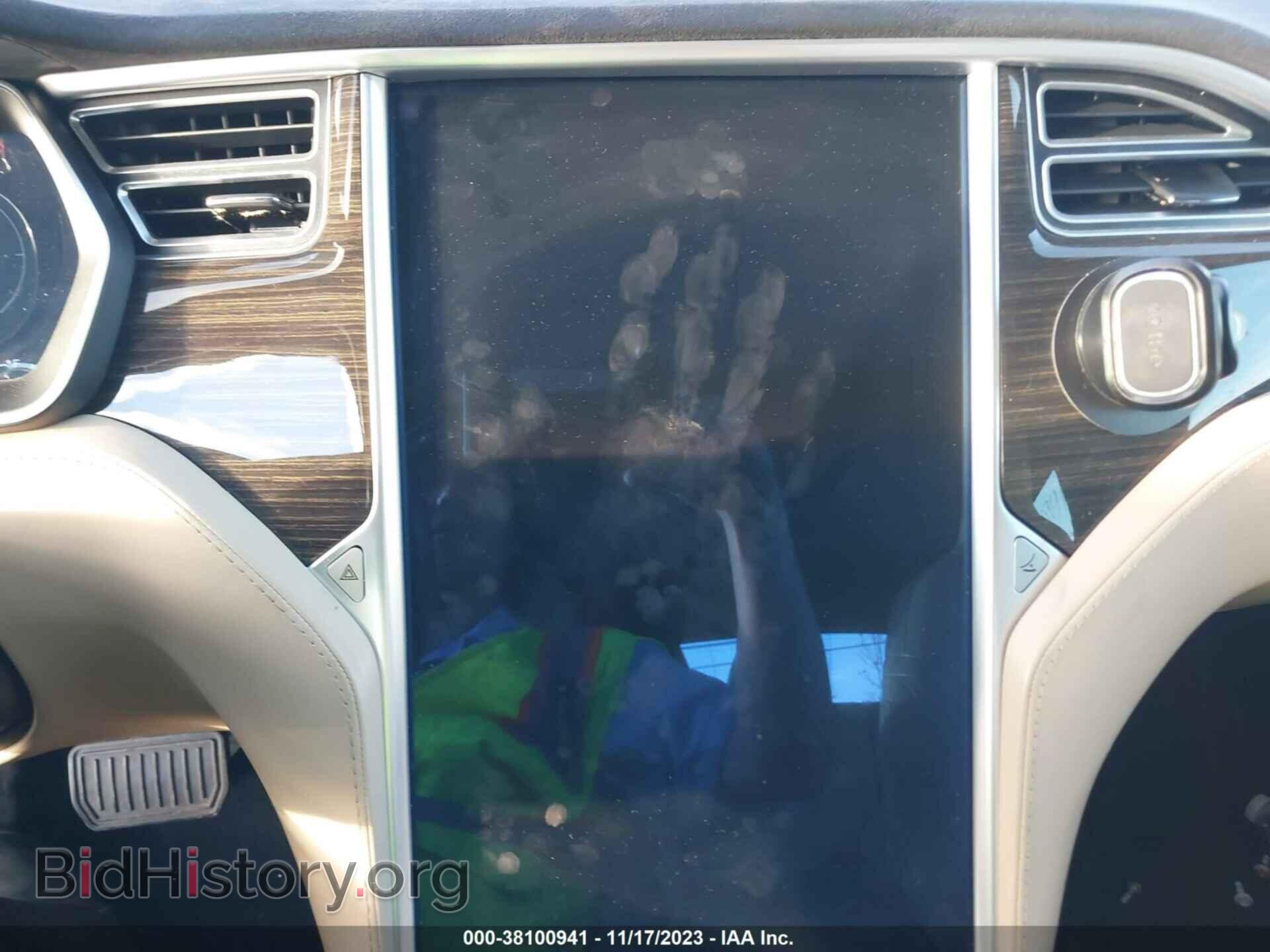 2015 TESLA MODEL S - VIN: 5YJSA1E27FF101083 - Фото 7