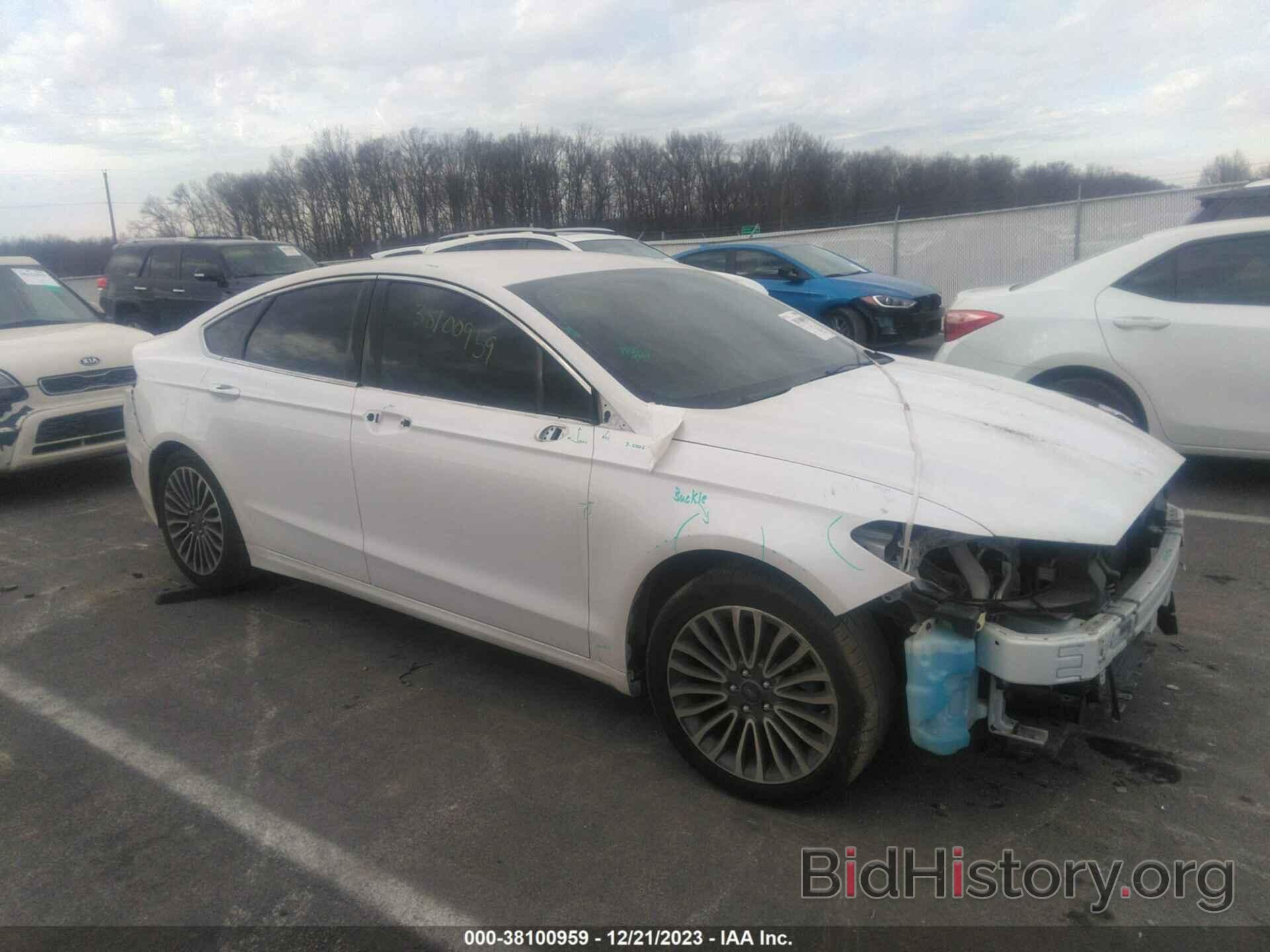 Photo 3FA6P0D9XJR233437 - FORD FUSION 2018