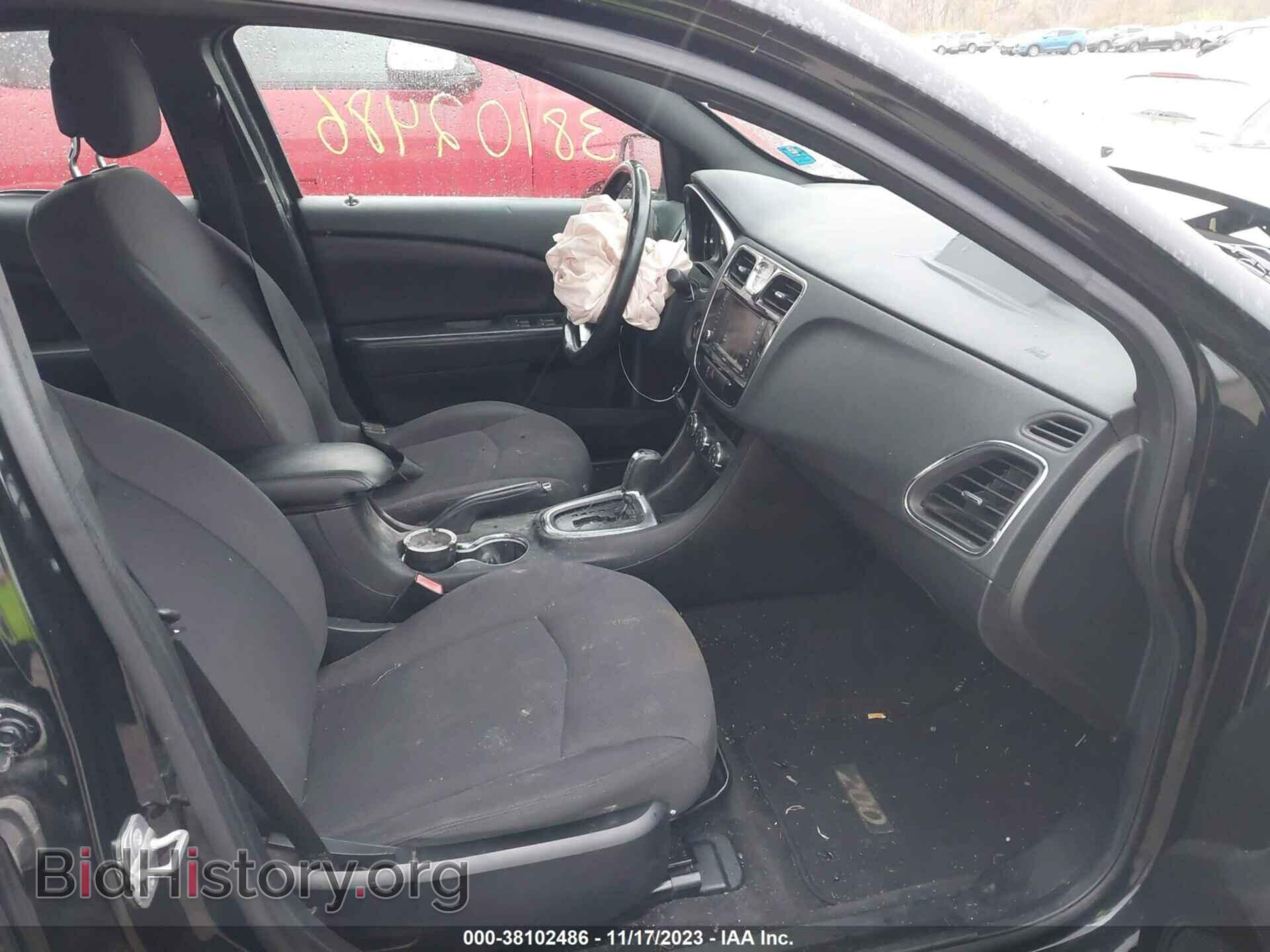 2014 CHRYSLER 200 - VIN: 1C3CCBBB4EN119005 - Фото 5