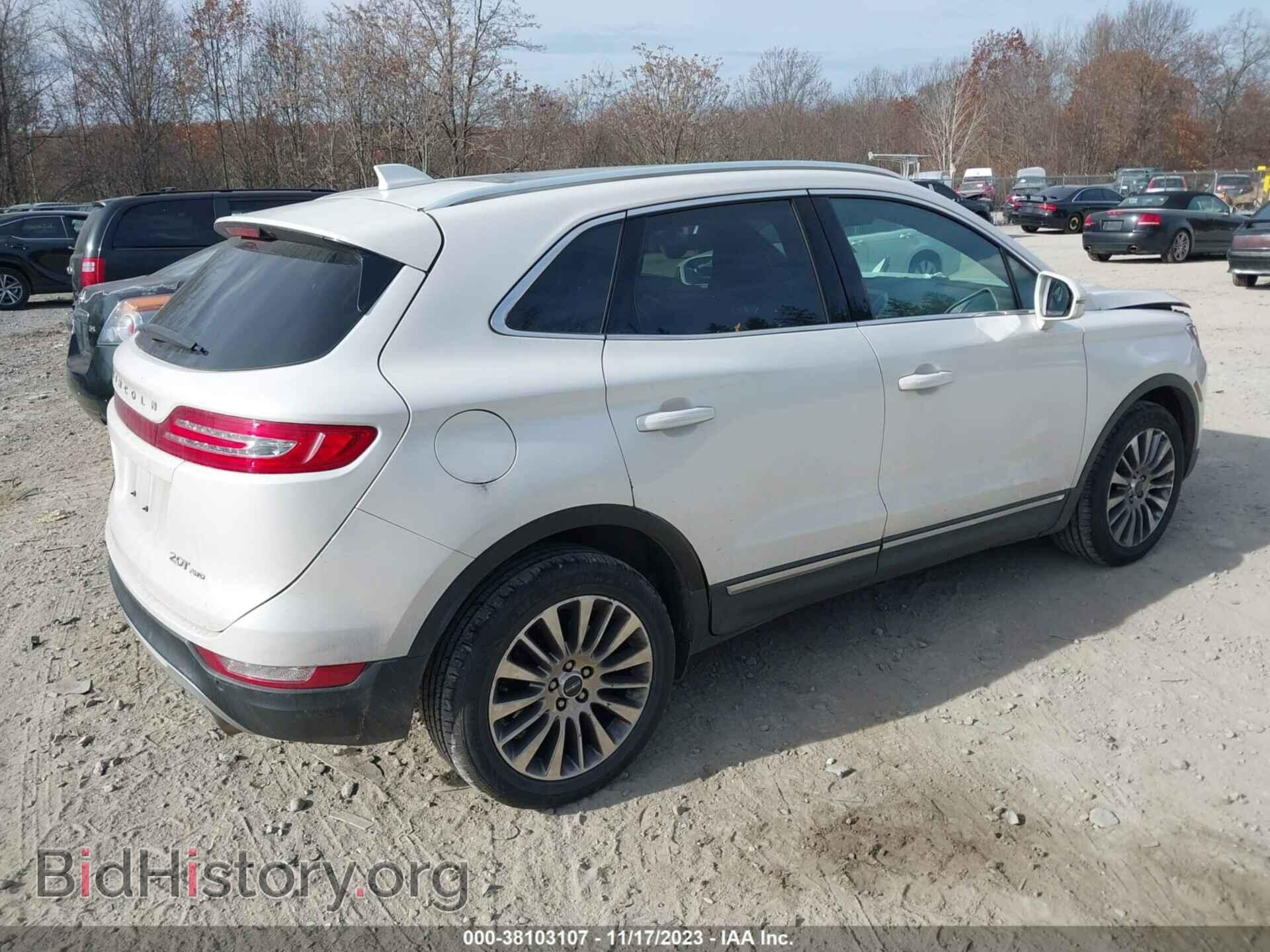 2017 LINCOLN MKC - VIN: 5LMCJ3D99HUL50700 - Photo 4