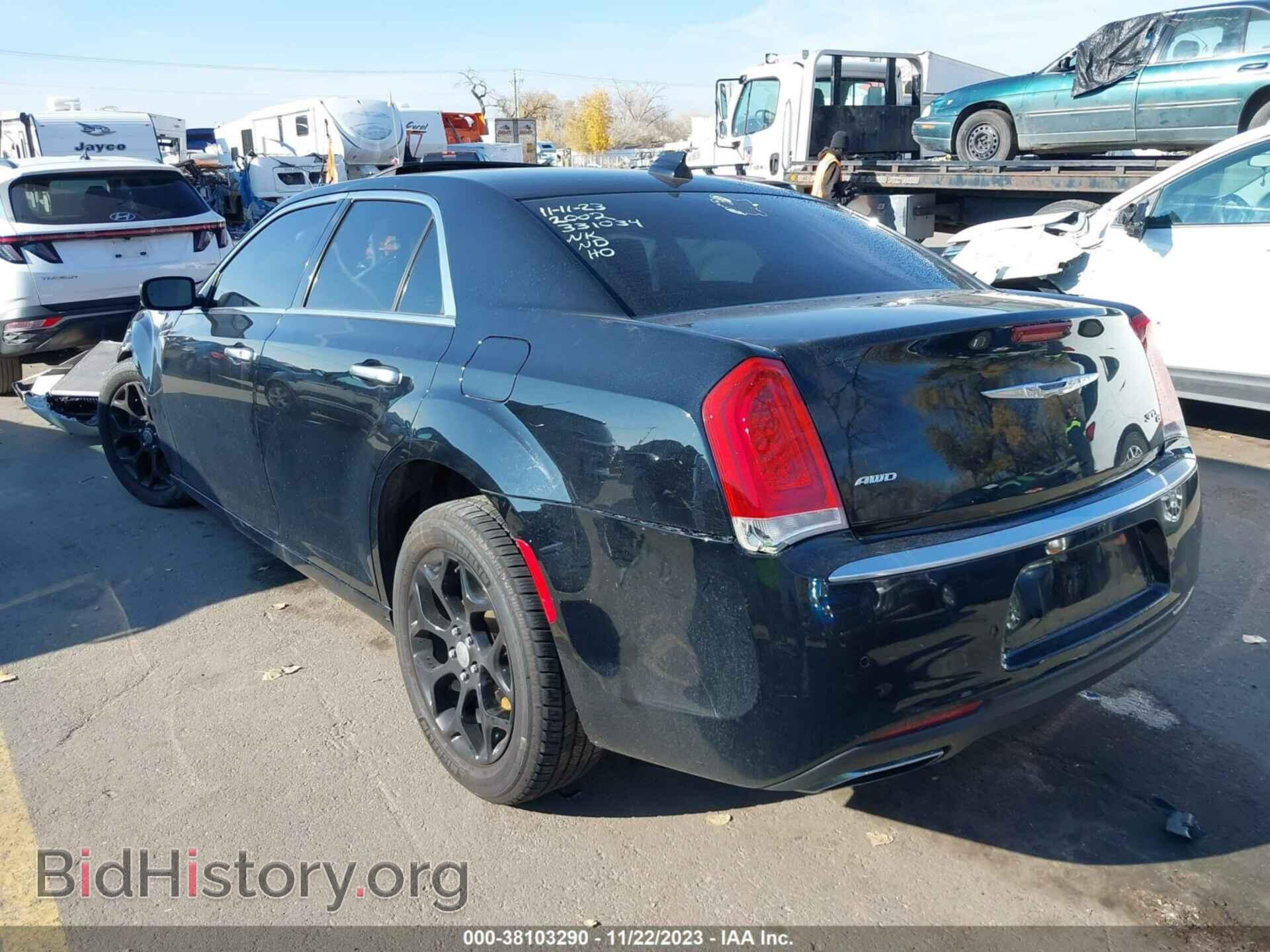 2016 CHRYSLER 300 - VIN: 2C3CCASG6GH331034 - Фото 3