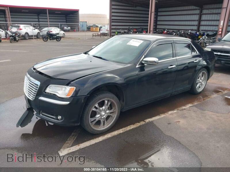 2012 Chrysler 300 (VIN 2C3CCACG4CH266077) — фото 2 из 16
