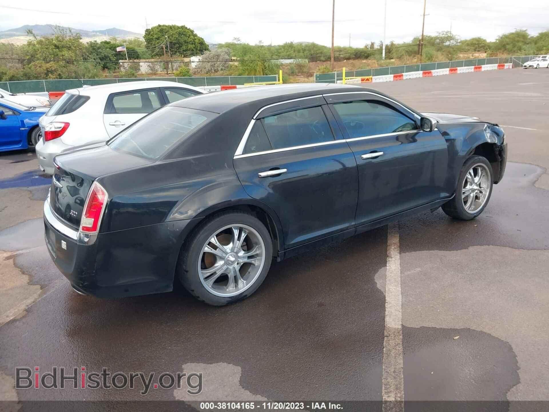 2012 CHRYSLER 300 - VIN: 2C3CCACG4CH266077 - Фото 4