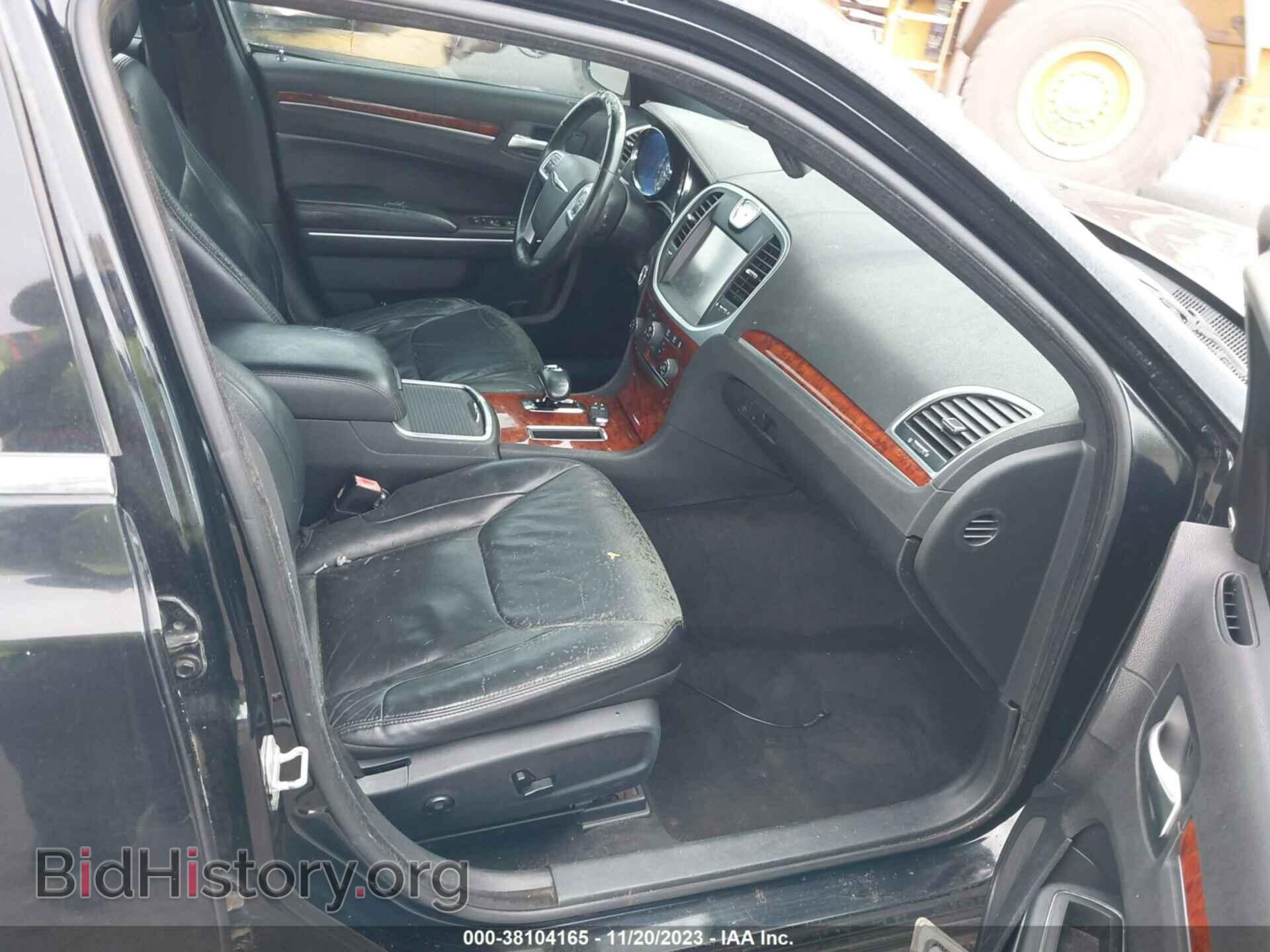 2012 CHRYSLER 300 - VIN: 2C3CCACG4CH266077 - Фото 5