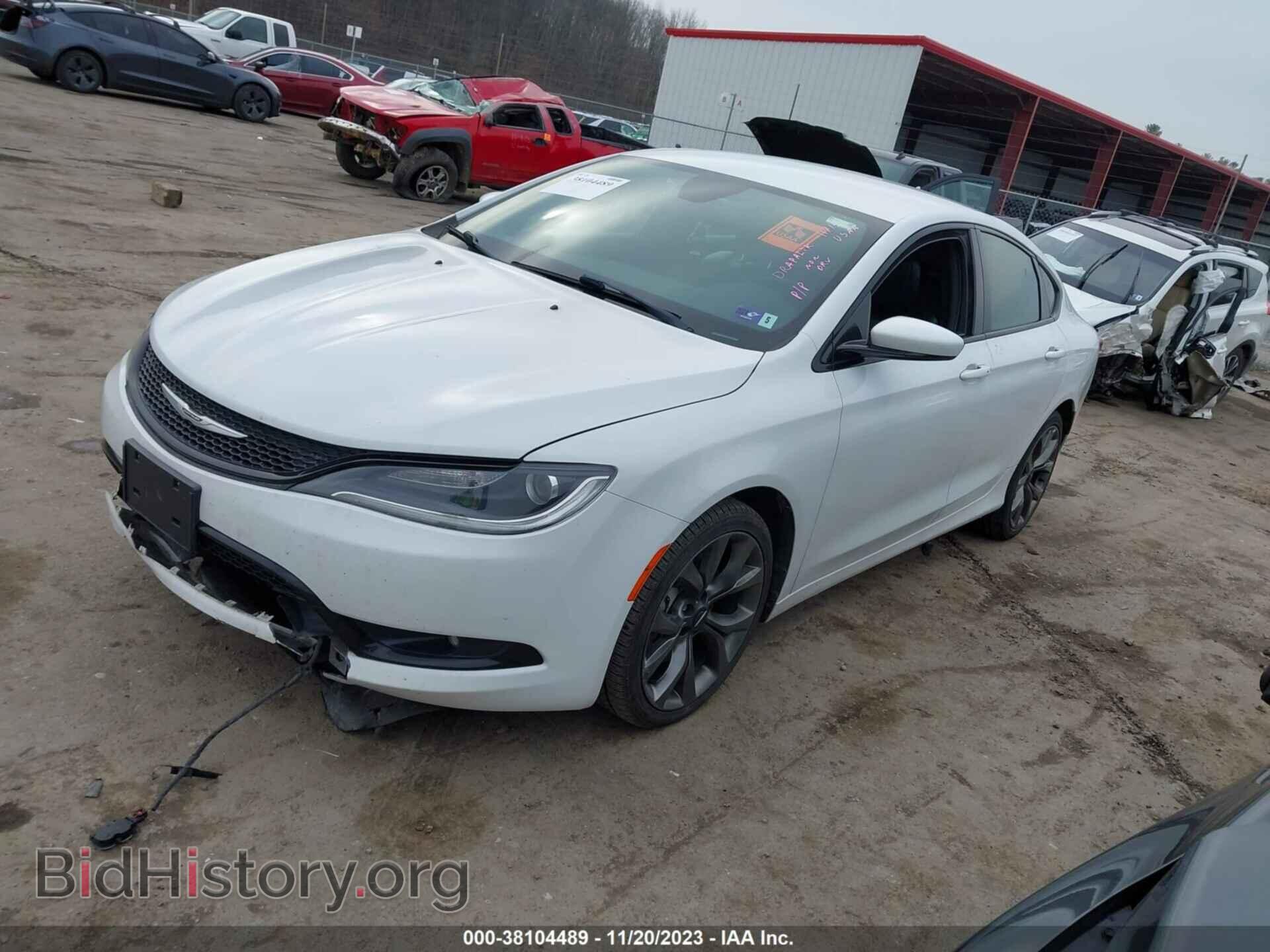 2016 CHRYSLER 200 - VIN: 1C3CCCBB3GN114144 - Фото 2
