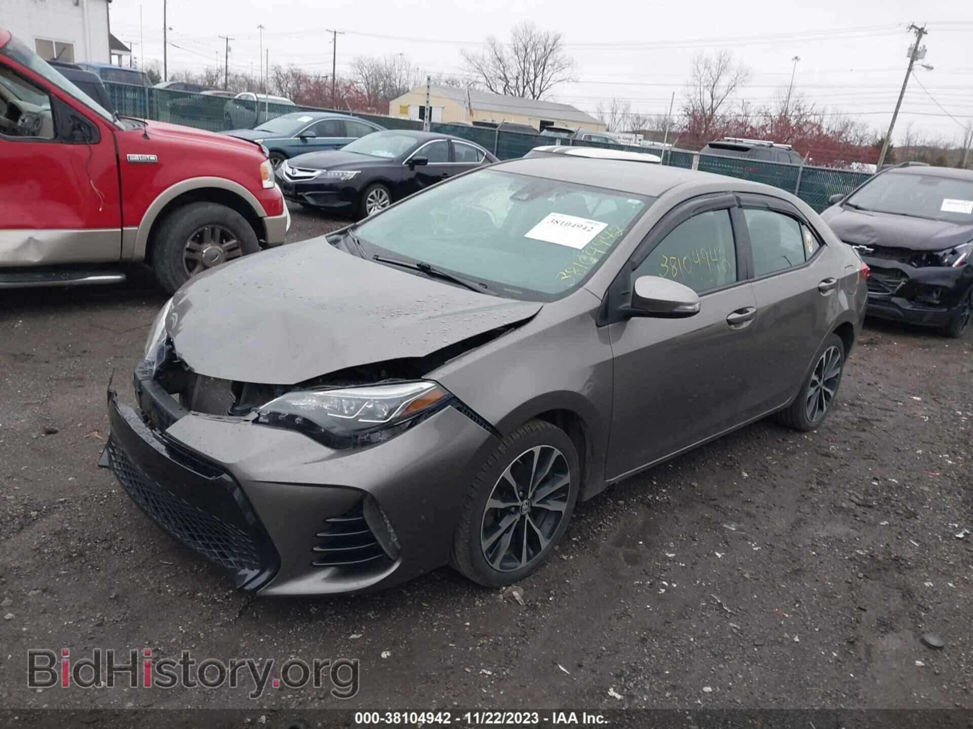 2017 TOYOTA COROLLA - VIN: 5YFBURHE2HP590141 - Фото 2