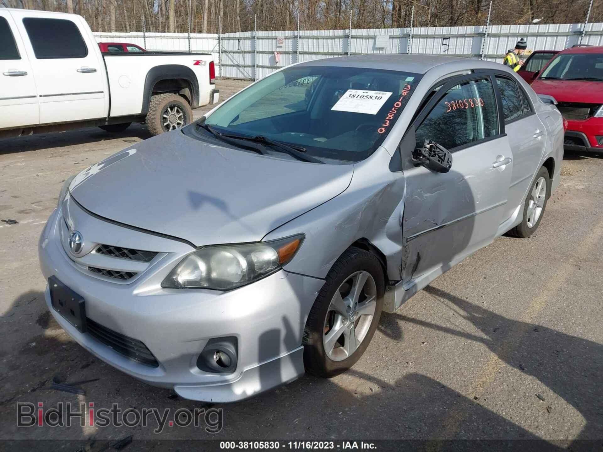 2011 TOYOTA COROLLA - VIN: 2T1BU4EE6BC613984 - Фото 2