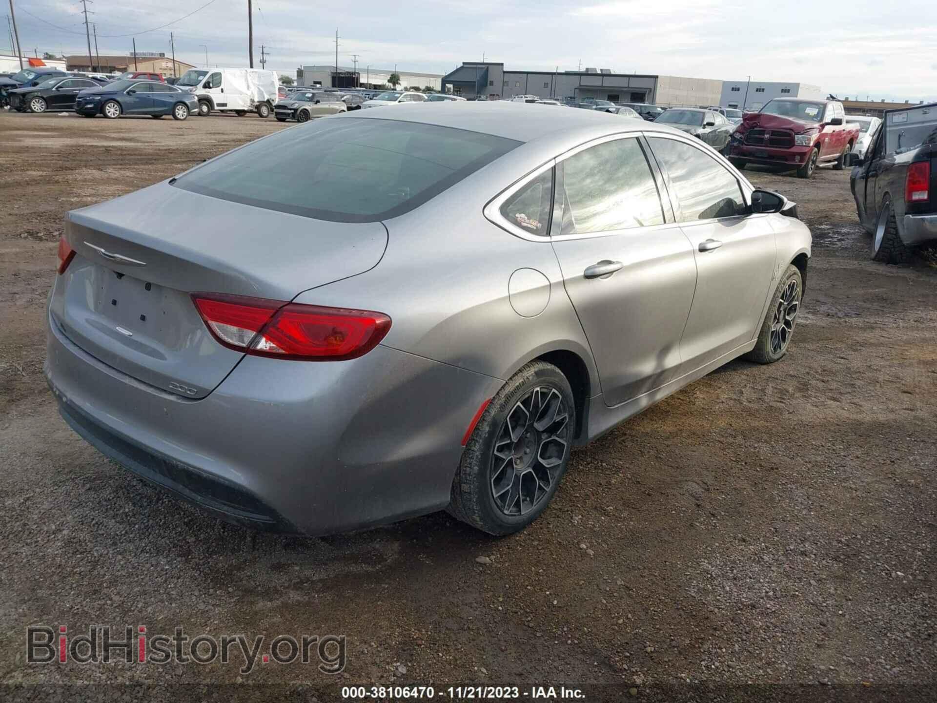 2016 CHRYSLER 200 - VIN: 1C3CCCFB5GN182701 - Фото 4
