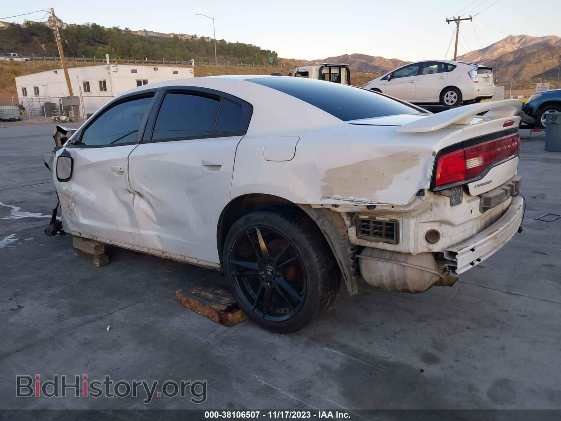 2012 DODGE CHARGER - VIN: 2C3CDXBG6CH218338 - Фото 3