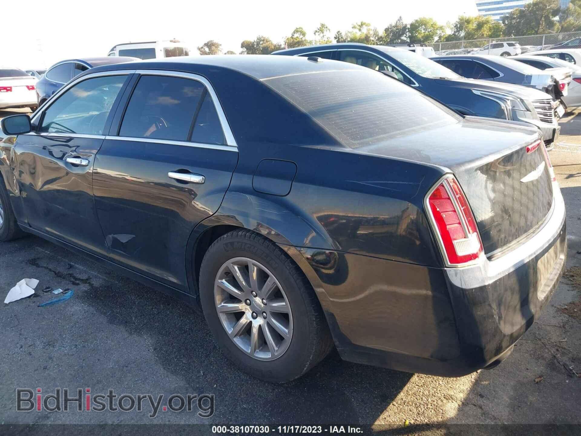 2013 CHRYSLER 300C - VIN: 2C3CCAET8DH650472 - Фото 3