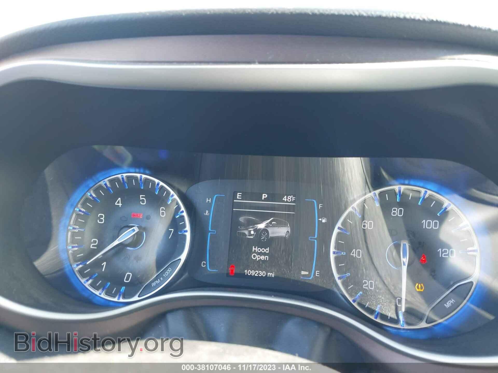 2017 CHRYSLER PACIFICA - VIN: 2C4RC1BGXHR642242 - Photo 7