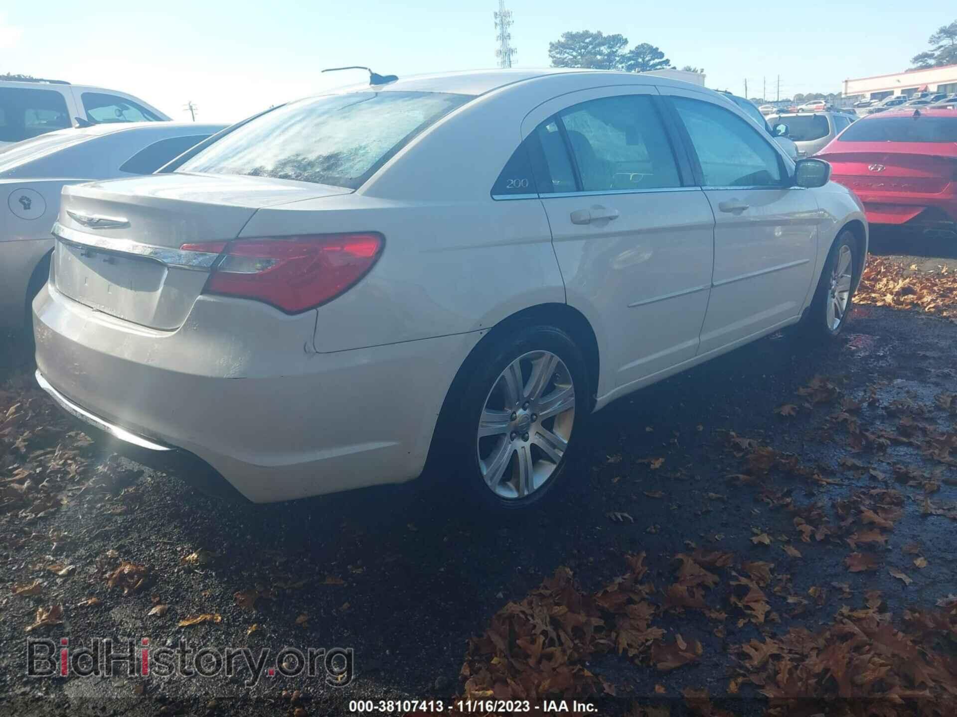 2013 CHRYSLER 200 - VIN: 1C3CCBBB5DN656416 - Photo 4