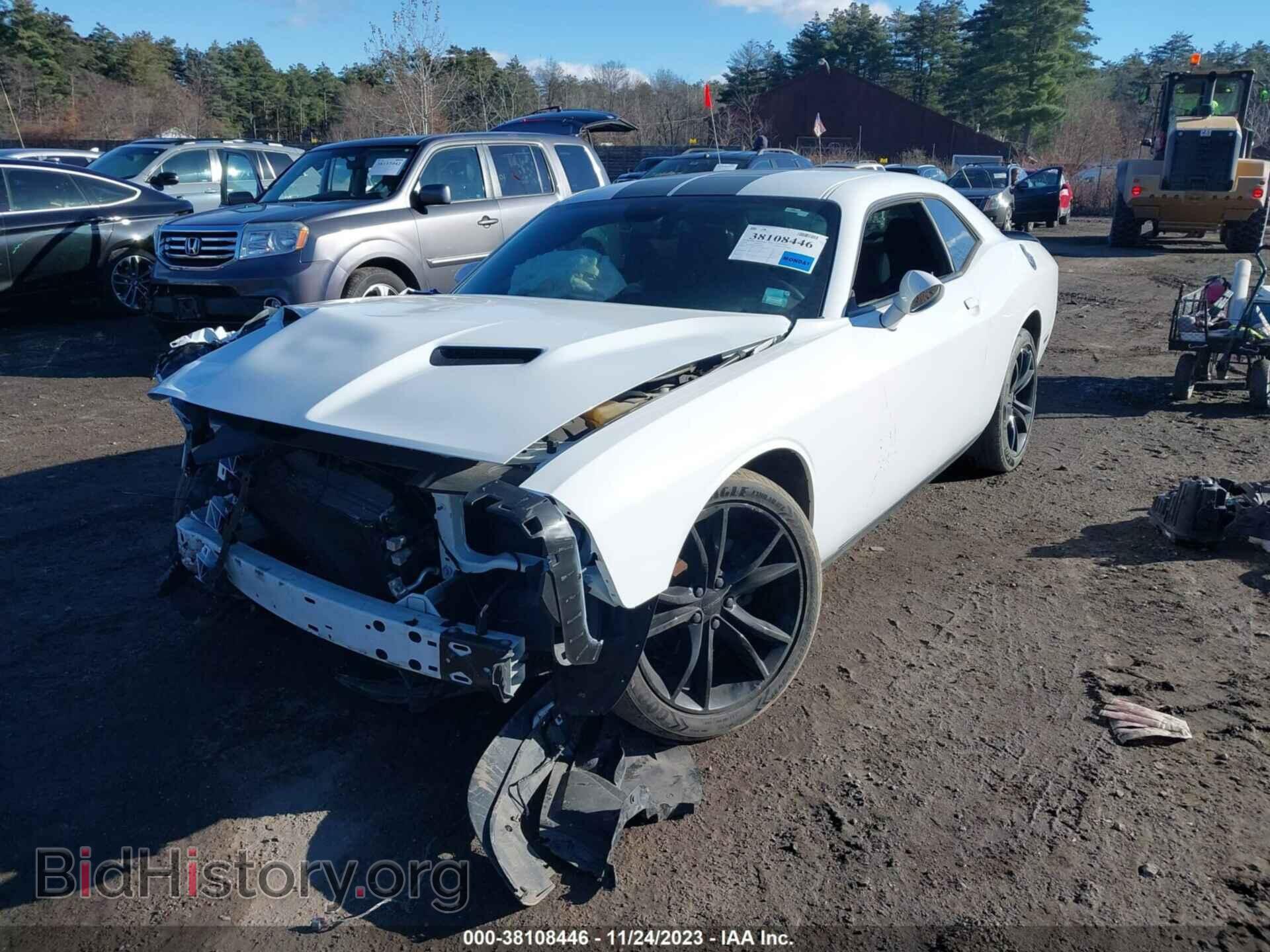 2016 DODGE CHALLENGER - VIN: 2C3CDZAG2GH245670 - Photo 2