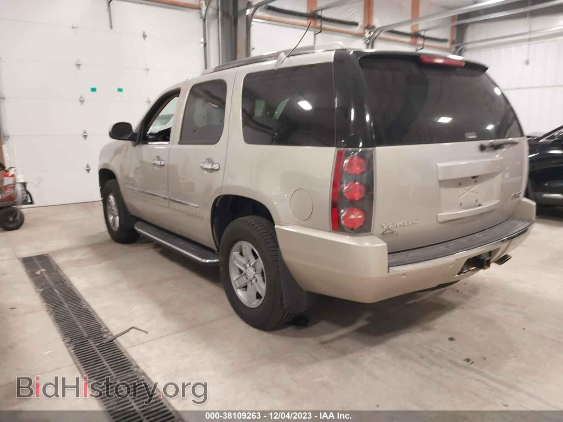 2014 GMC YUKON - VIN: 1GKS2EEF1ER225712 - Фото 3