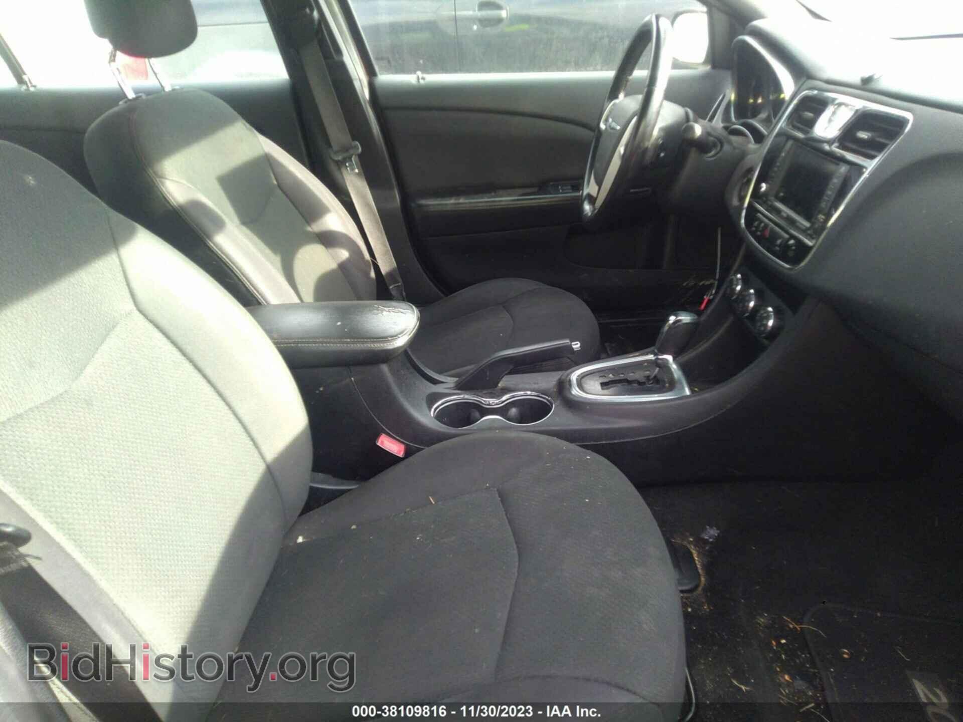 2012 CHRYSLER 200 - VIN: 1C3CCBBB6CN181681 - Фото 5