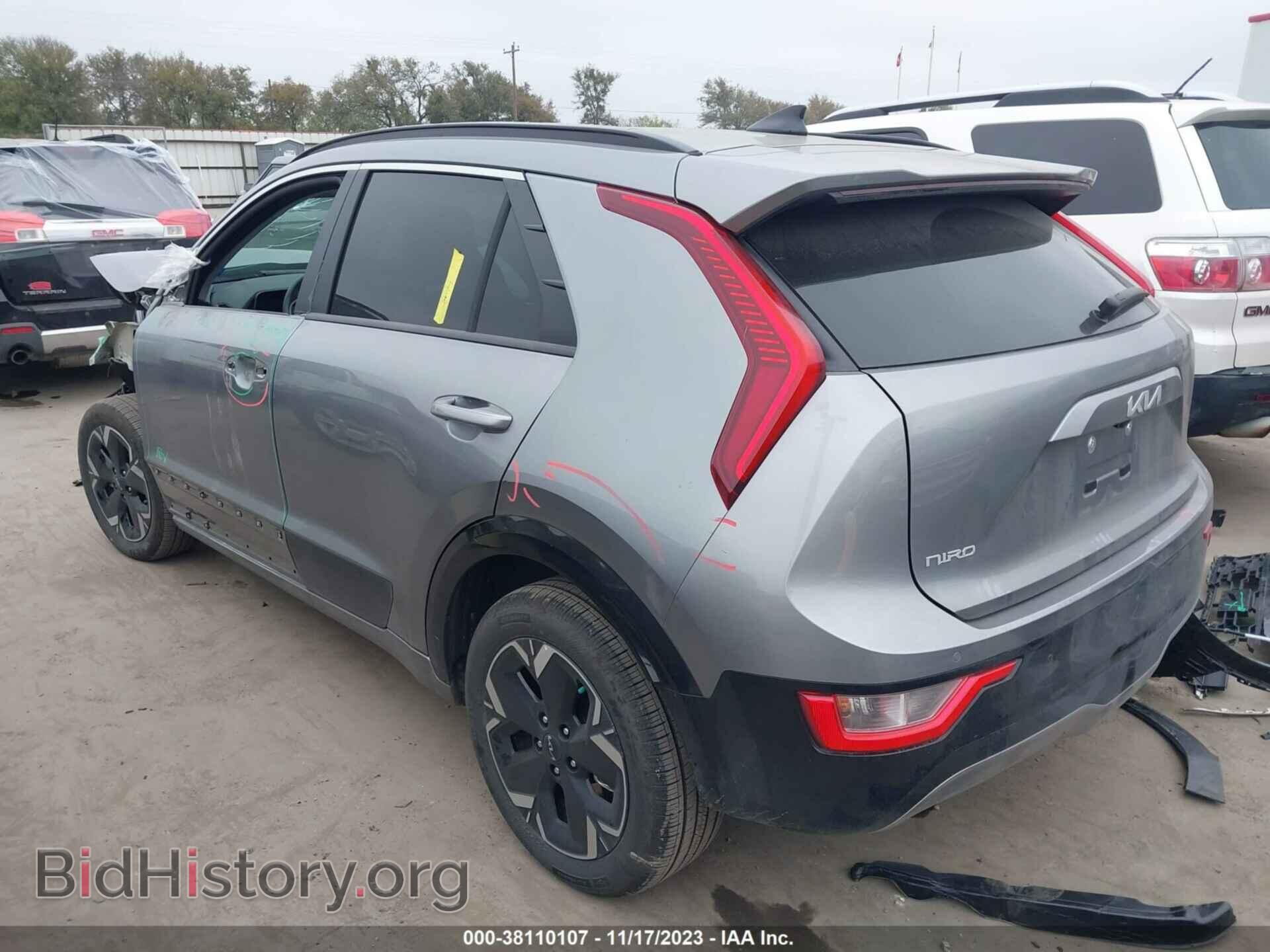2023 KIA NIRO EV - VIN: KNDCR3L12P5020160 - Фото 3