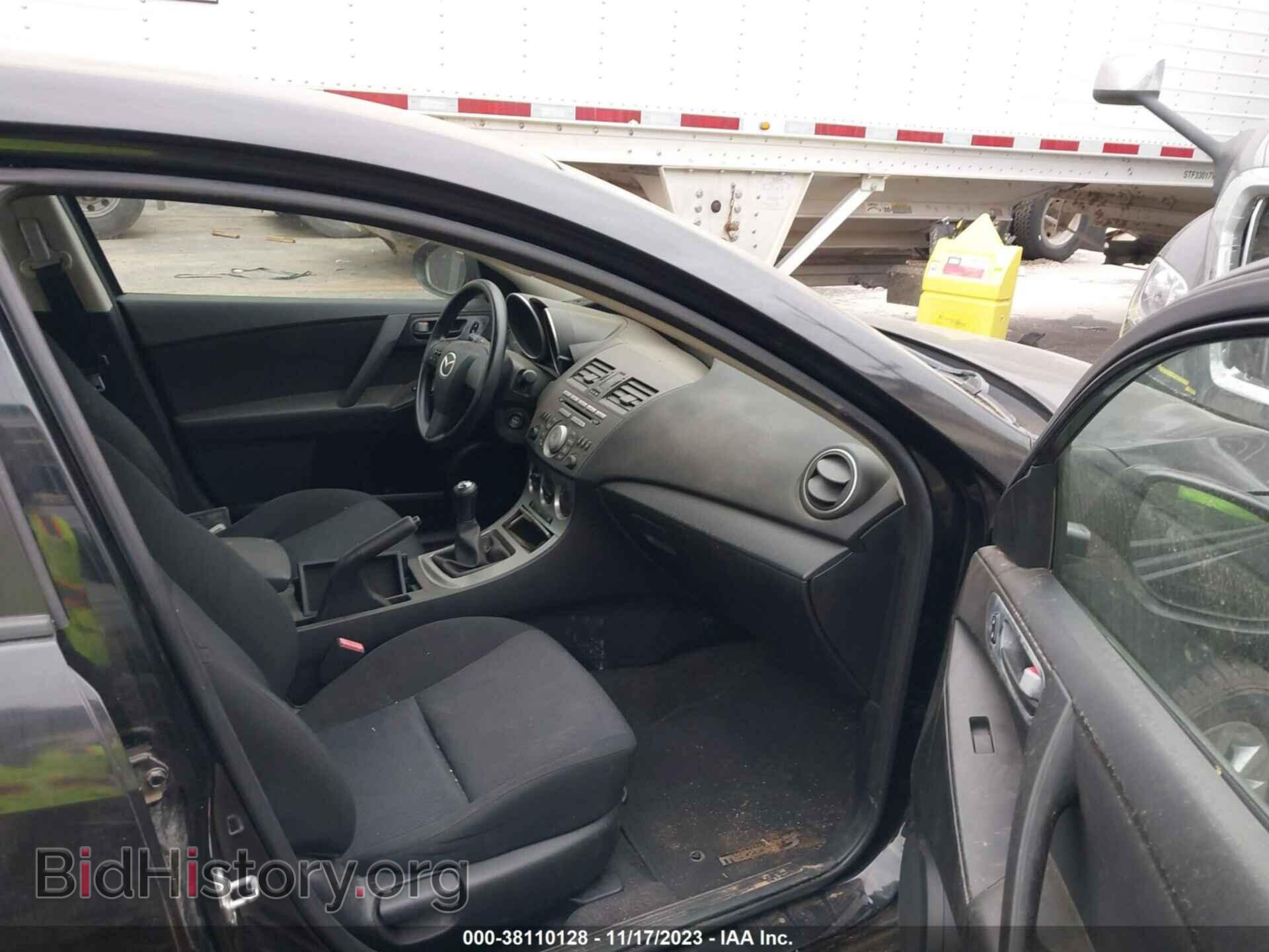 2011 MAZDA MAZDA3 - VIN: JM1BL1UG3B1467603 - Фото 5