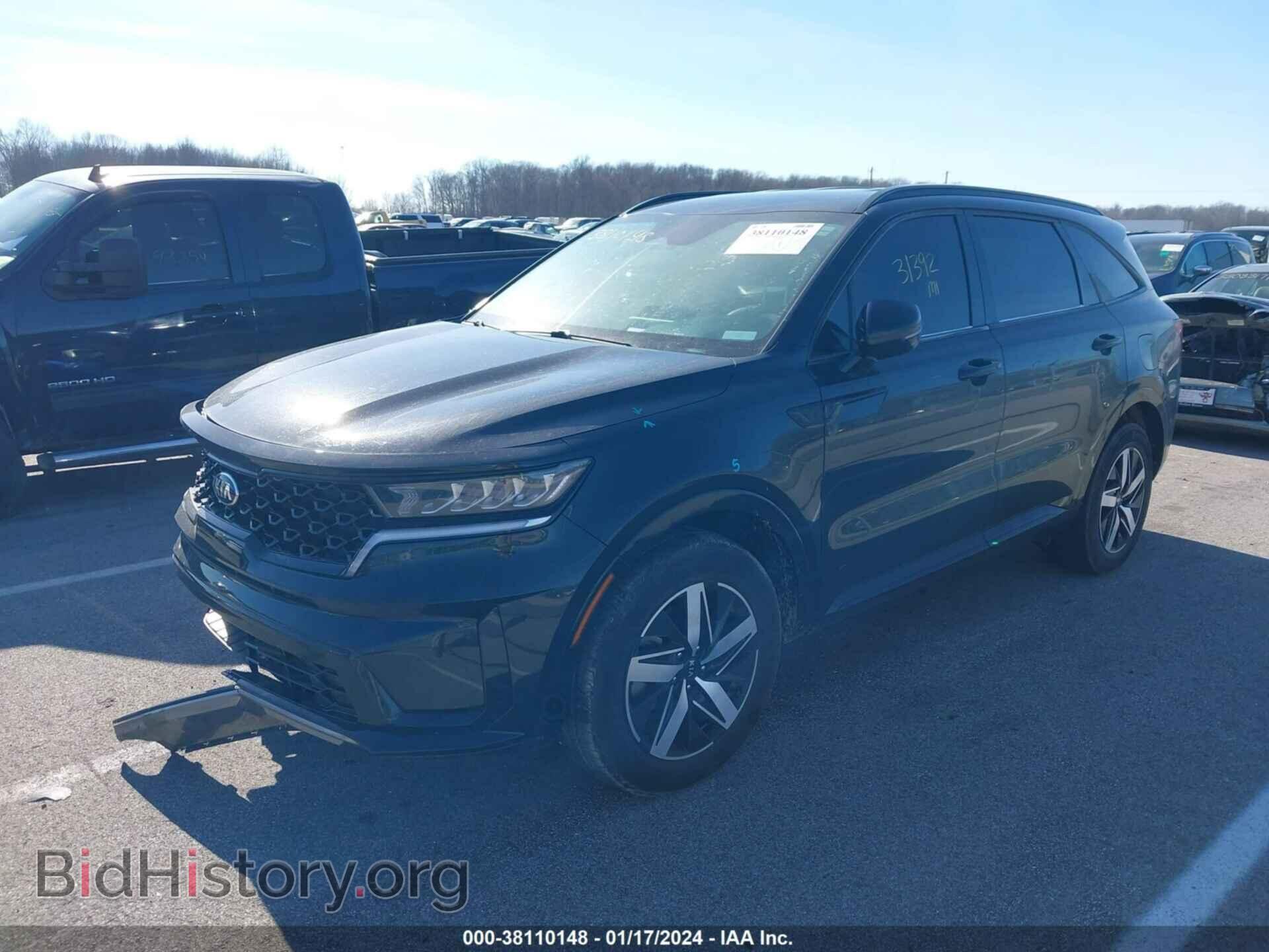 2021 KIA SORENTO - VIN: 5XYRL4LCXMG010501 - Фото 2