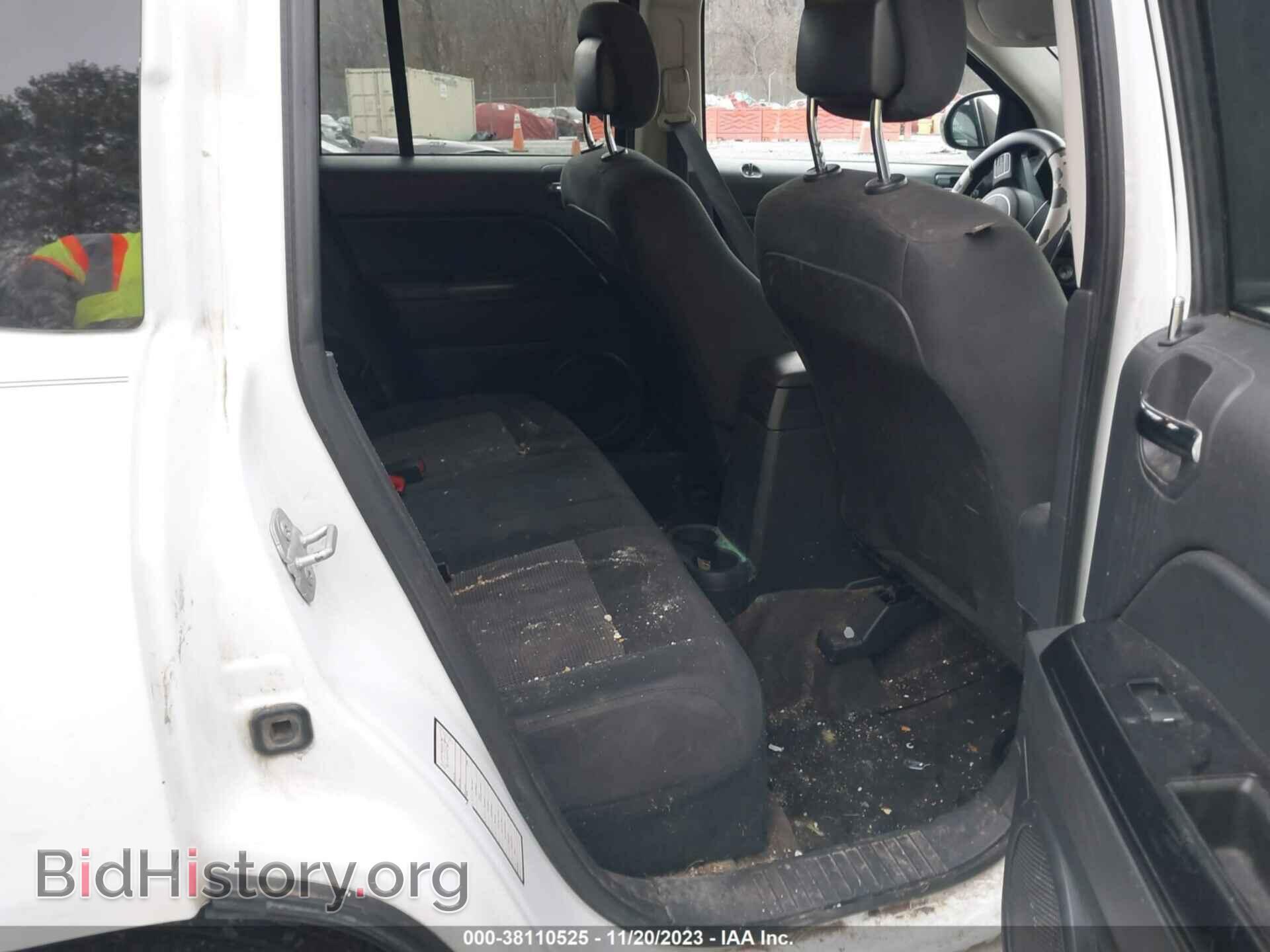 2014 JEEP COMPASS - VIN: 1C4NJDBB2ED800128 - Фото 8
