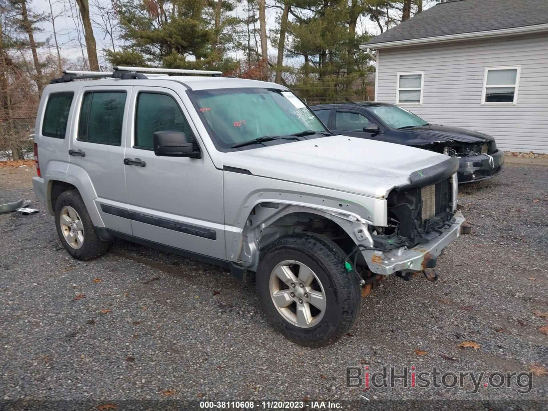 Фотография 1J8GN28K09W551341 - JEEP LIBERTY 2009