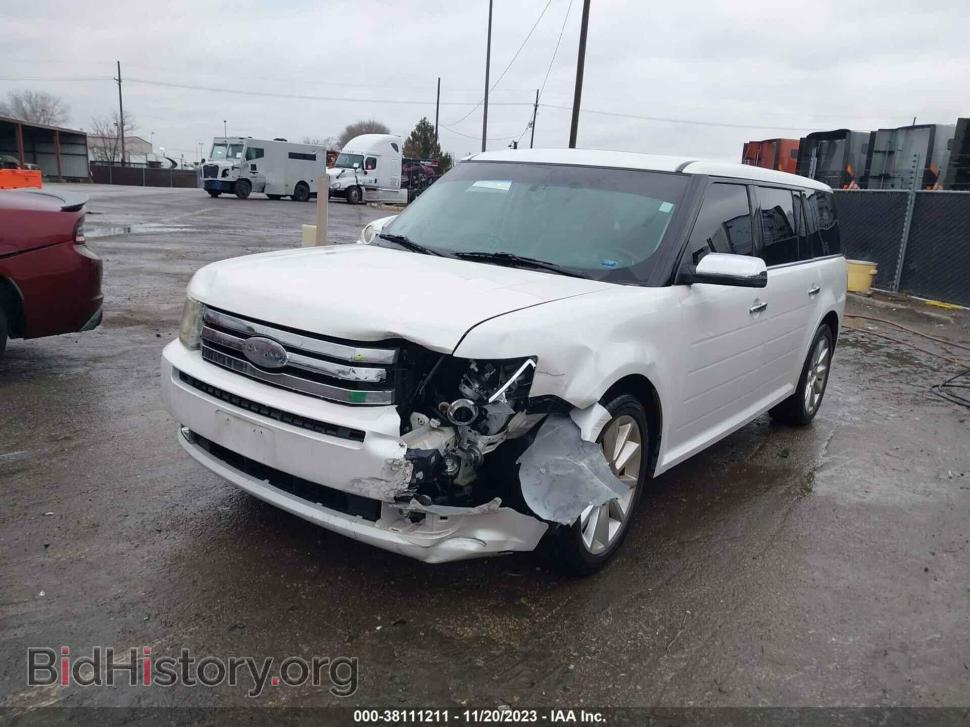 2011 FORD FLEX - VIN: 2FMGK5DC4BBD11891 - Фото 2