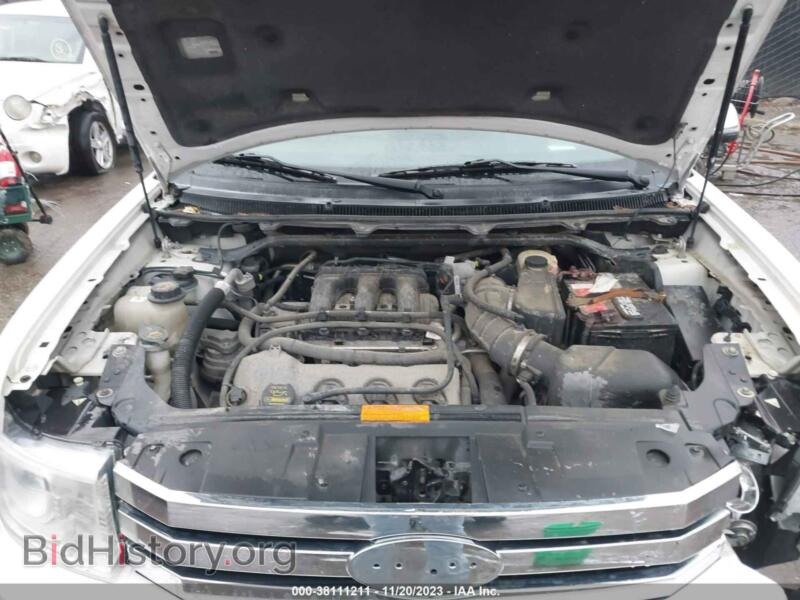2011 Ford FLEX (VIN 2FMGK5DC4BBD11891) — photo 10 of 16