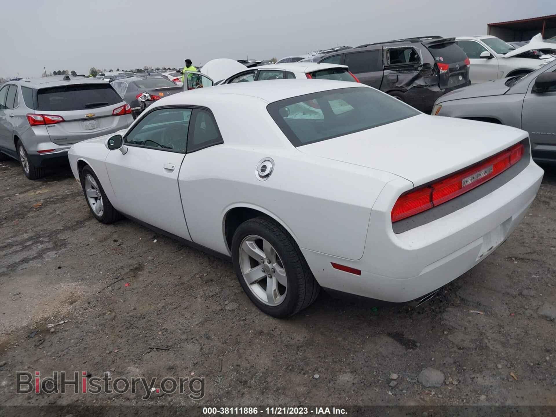 2014 DODGE CHALLENGER - VIN: 2C3CDYAG4EH149479 - Фото 3